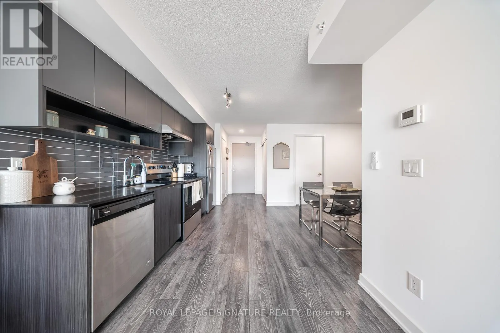 A509 - 1117 COOKE BOULEVARD