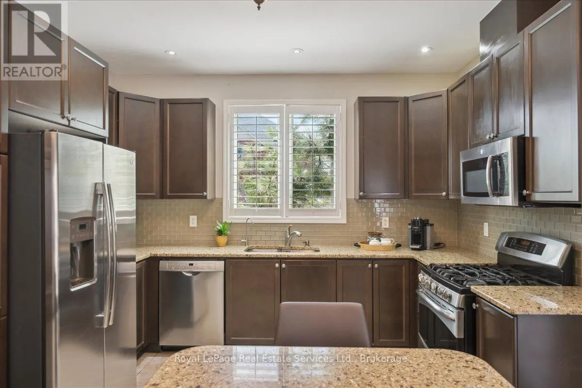 4737 DEFOREST CRESCENT