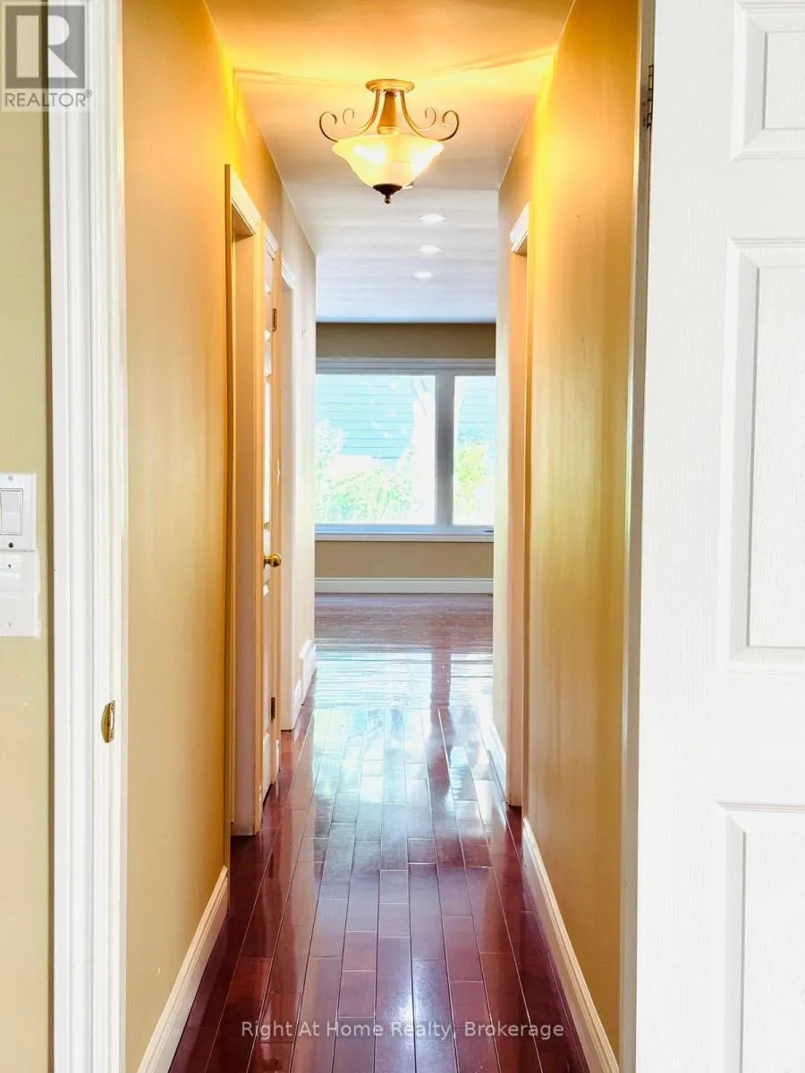 4054 APPLE VALLEY LANE