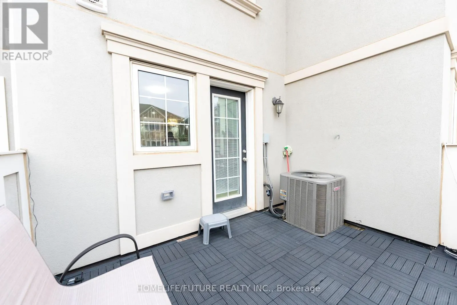 275 ELLEN DAVIDSON DRIVE