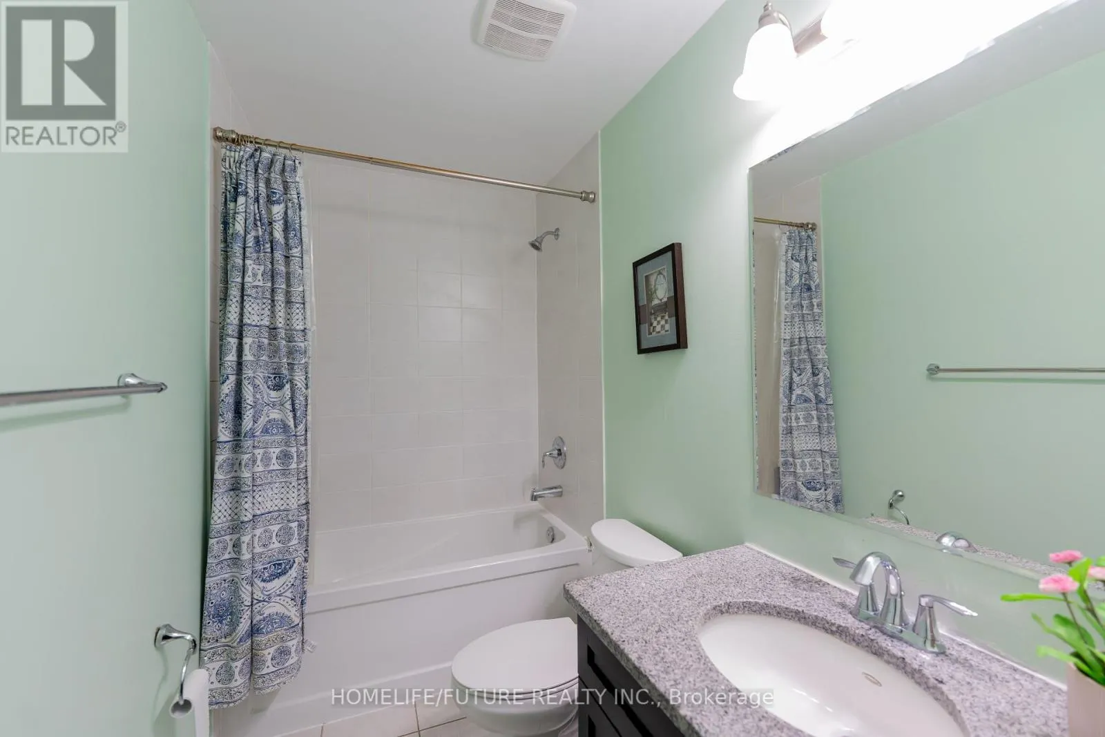 275 ELLEN DAVIDSON DRIVE