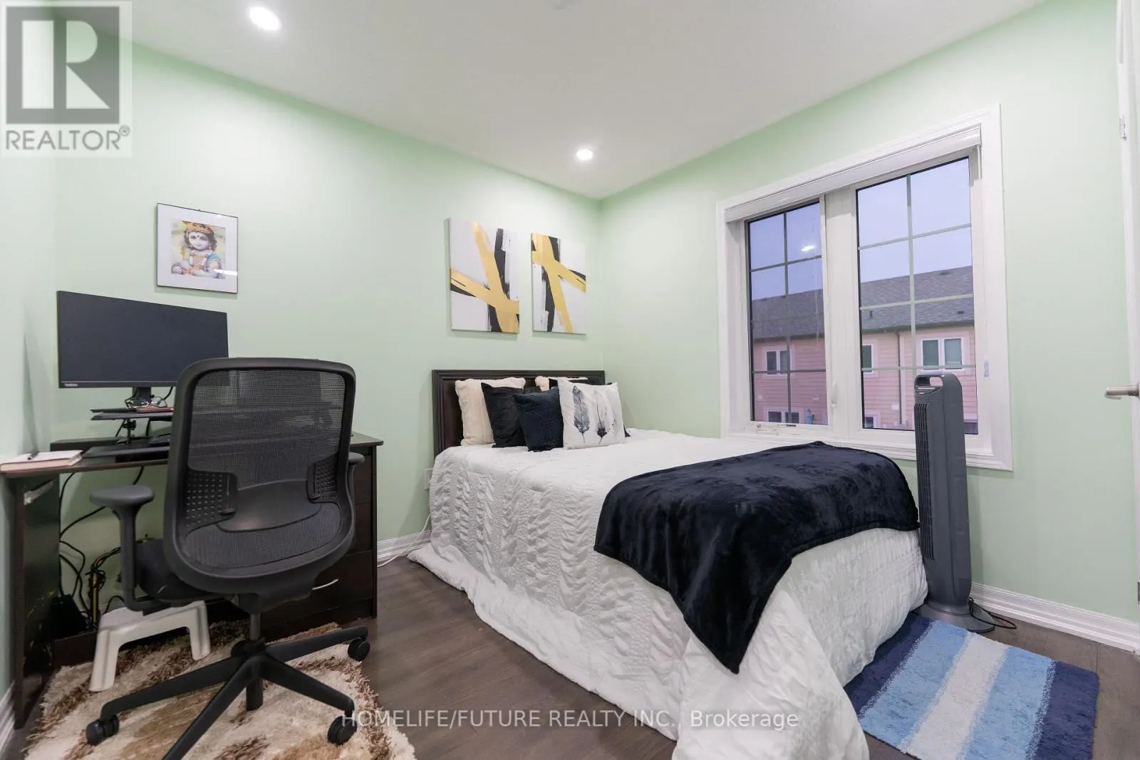 275 ELLEN DAVIDSON DRIVE
