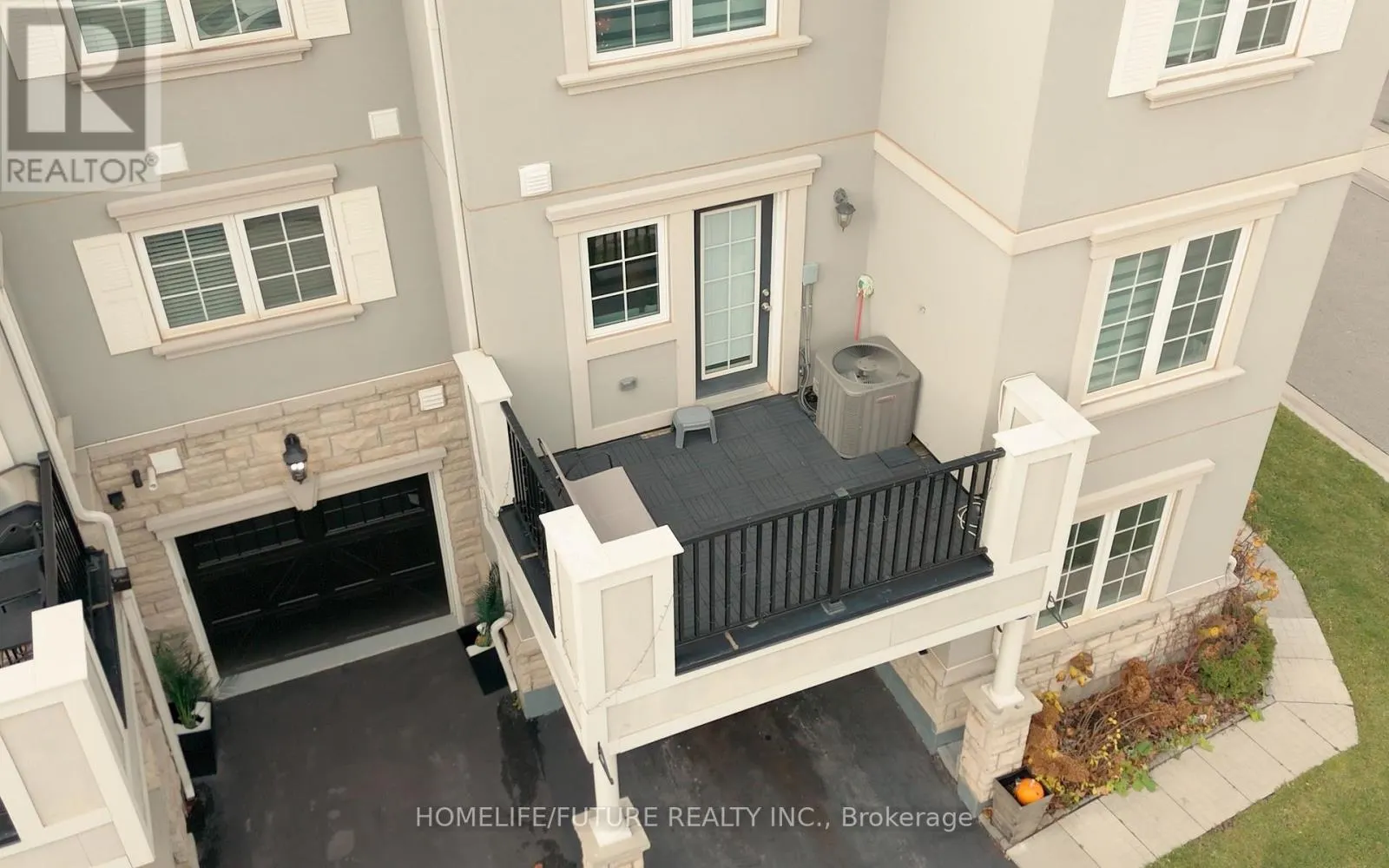 275 ELLEN DAVIDSON DRIVE