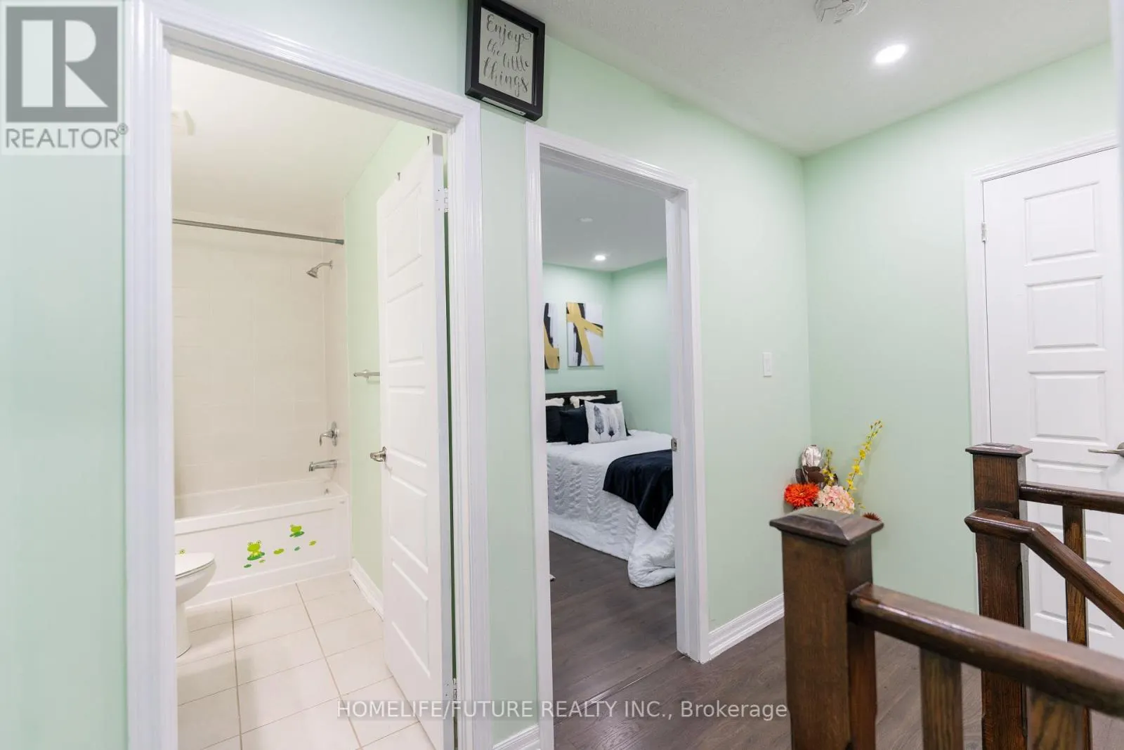 275 ELLEN DAVIDSON DRIVE