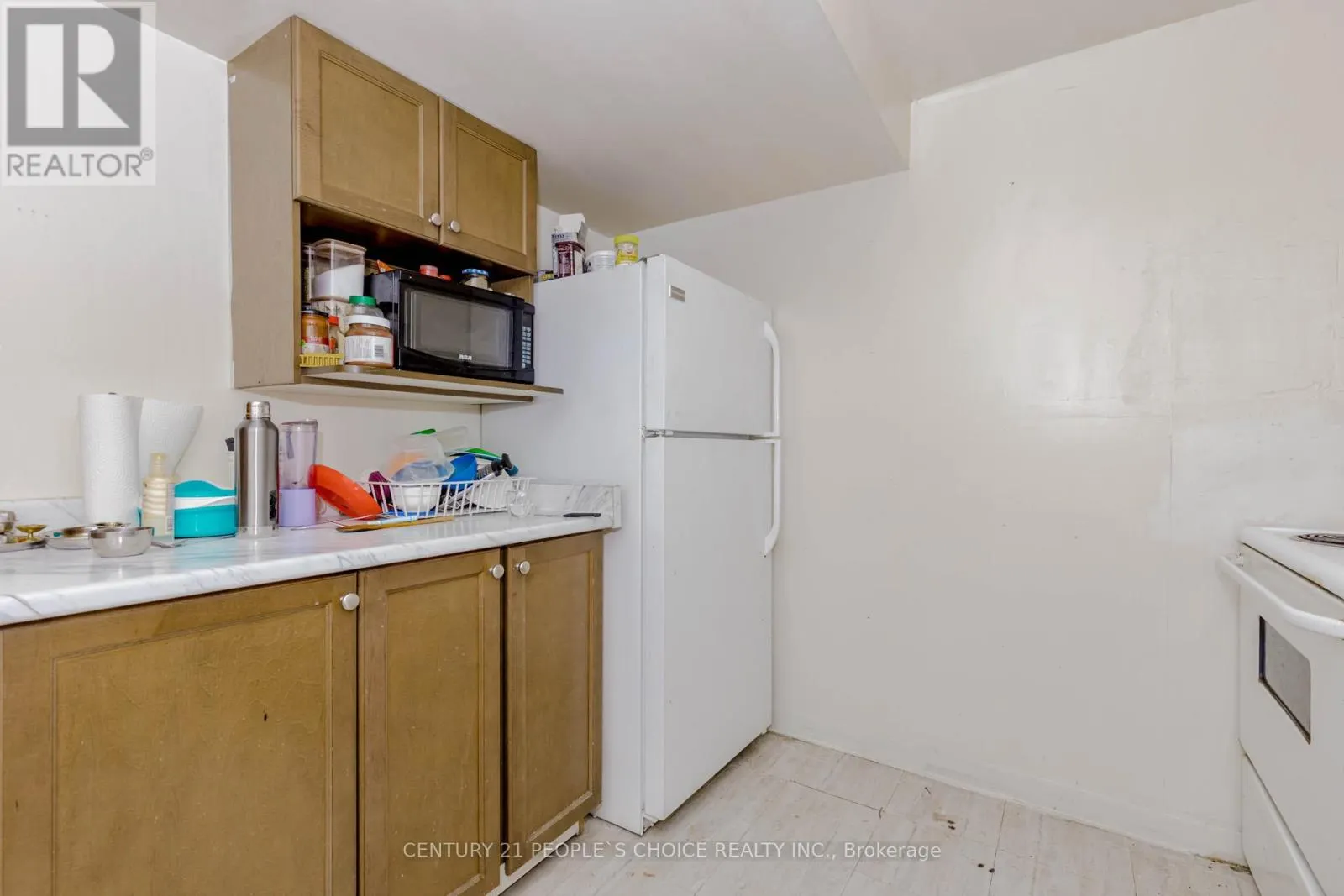 4104 BRANDON GATE