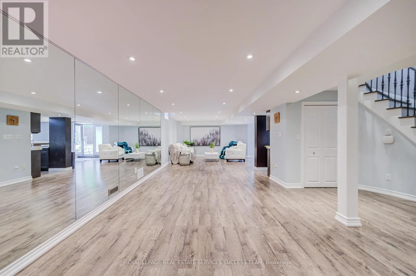 1378 BAYSHIRE DRIVE