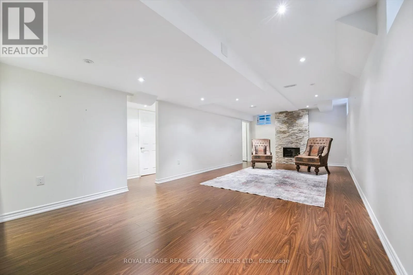 2517 PINE GLEN ROAD