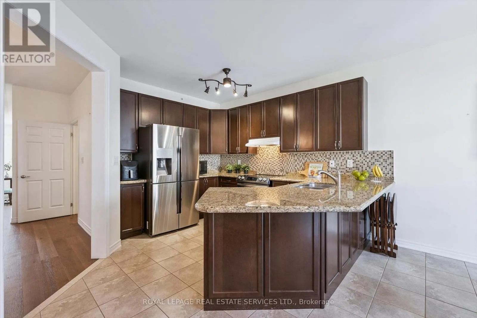 2517 PINE GLEN ROAD