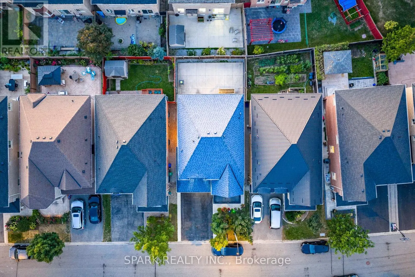52 WATSONBROOK DRIVE