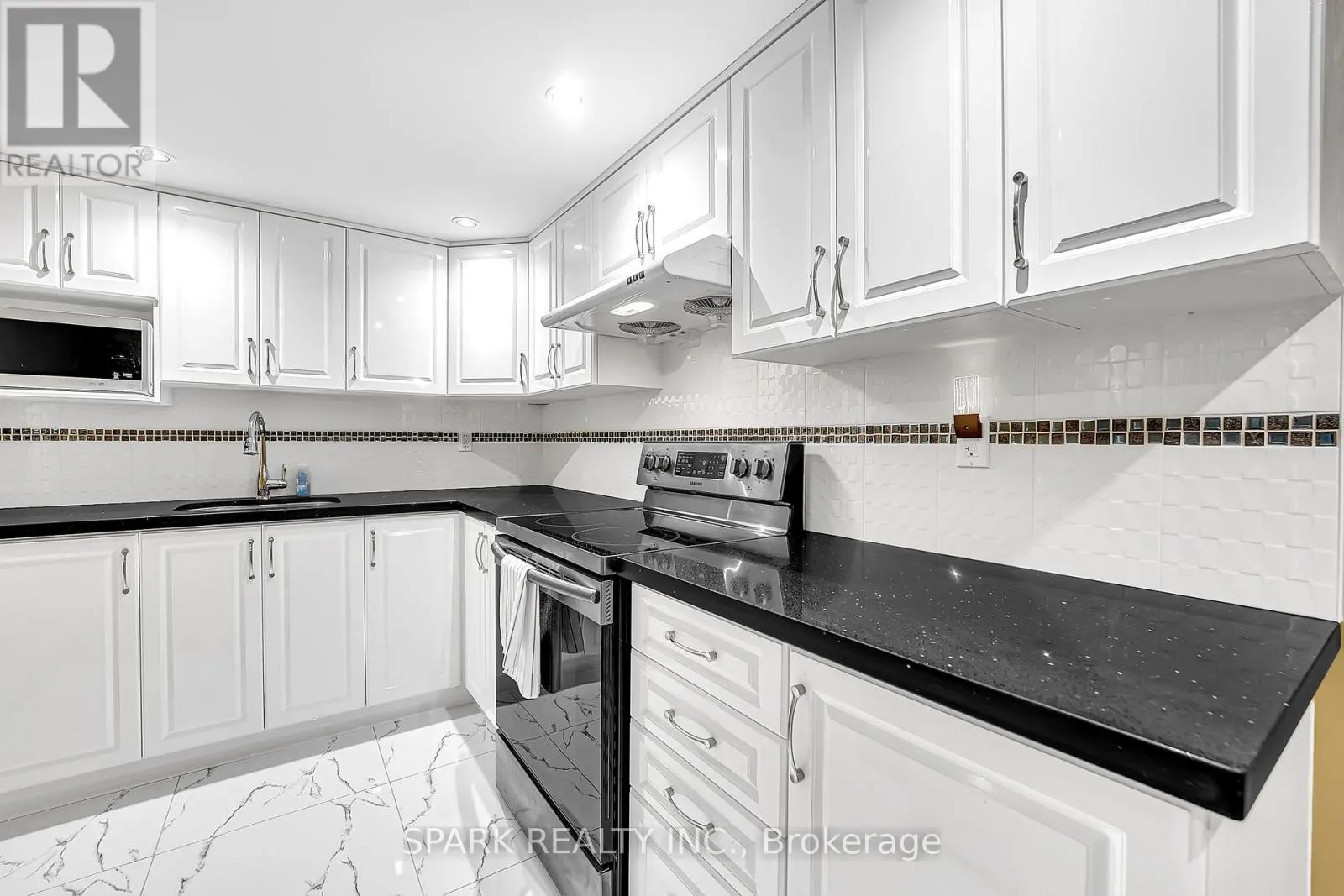 52 WATSONBROOK DRIVE