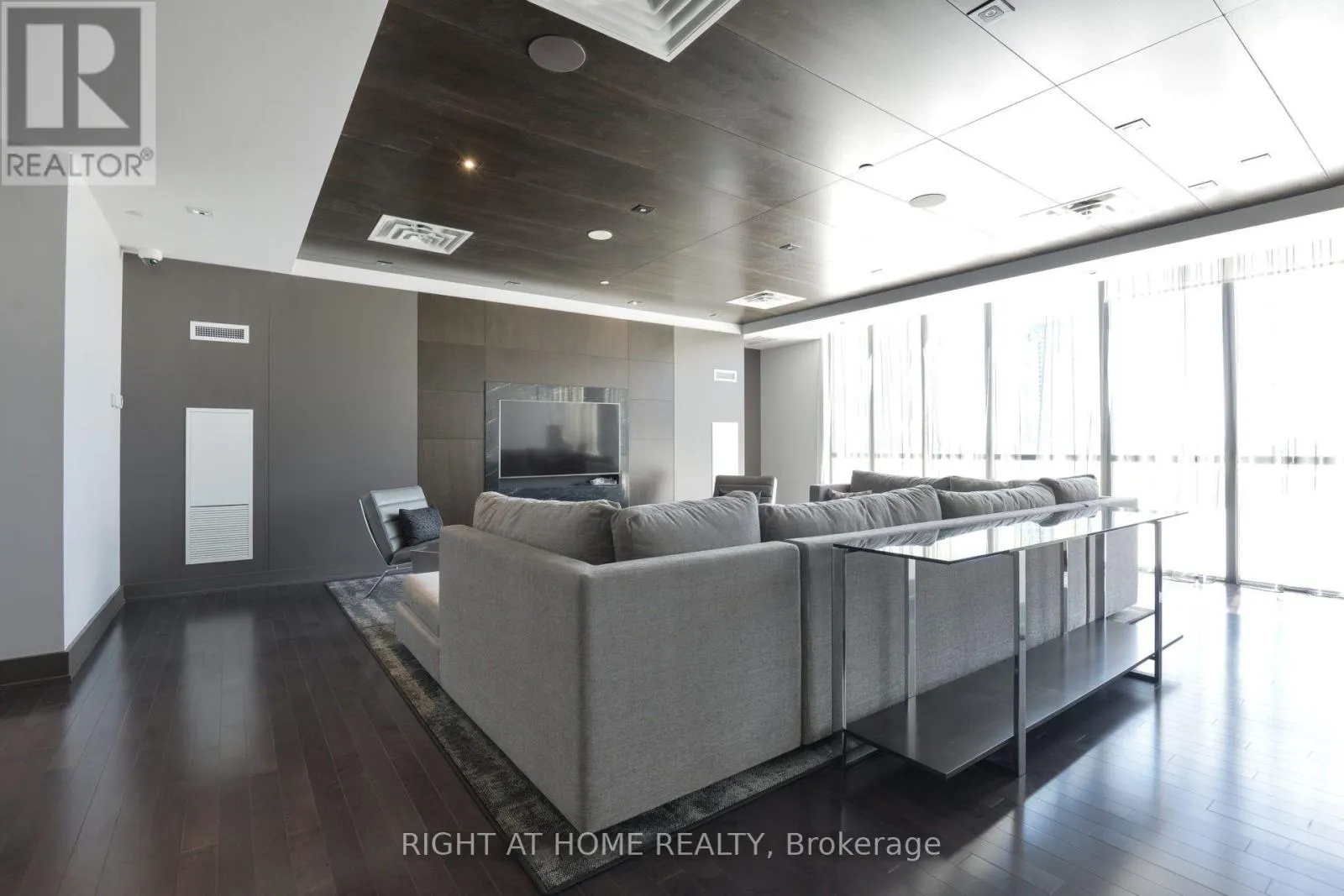 2909 - 4011 BRICKSTONE MEWS