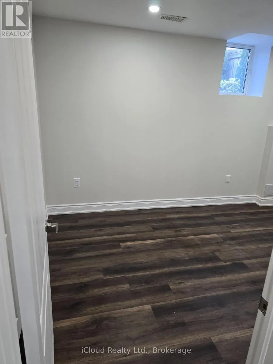 BASEMENT - 5457 MEADOWCREST - BSMT AVENUE