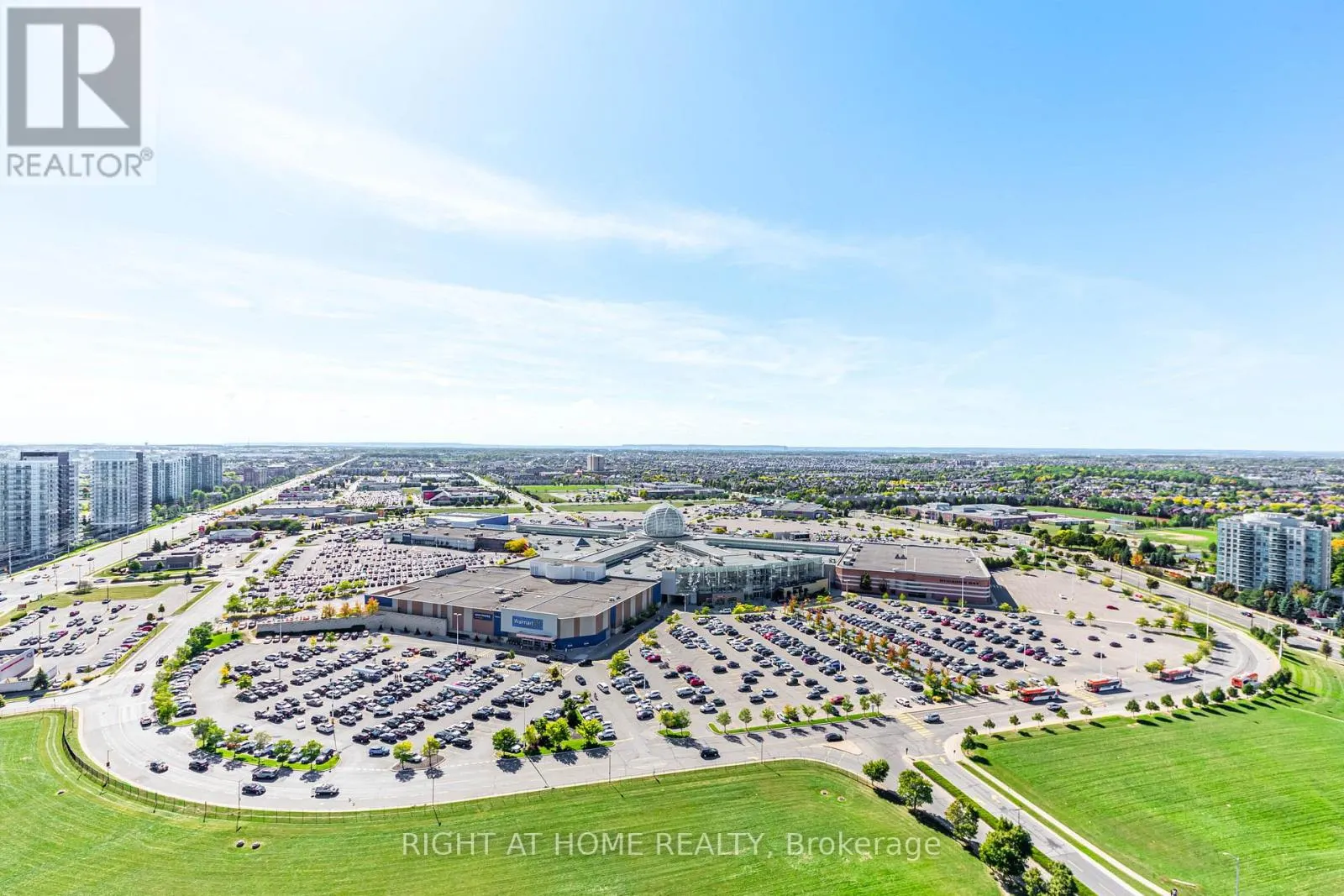 2604 - 2495 EGLINTON AVENUE W