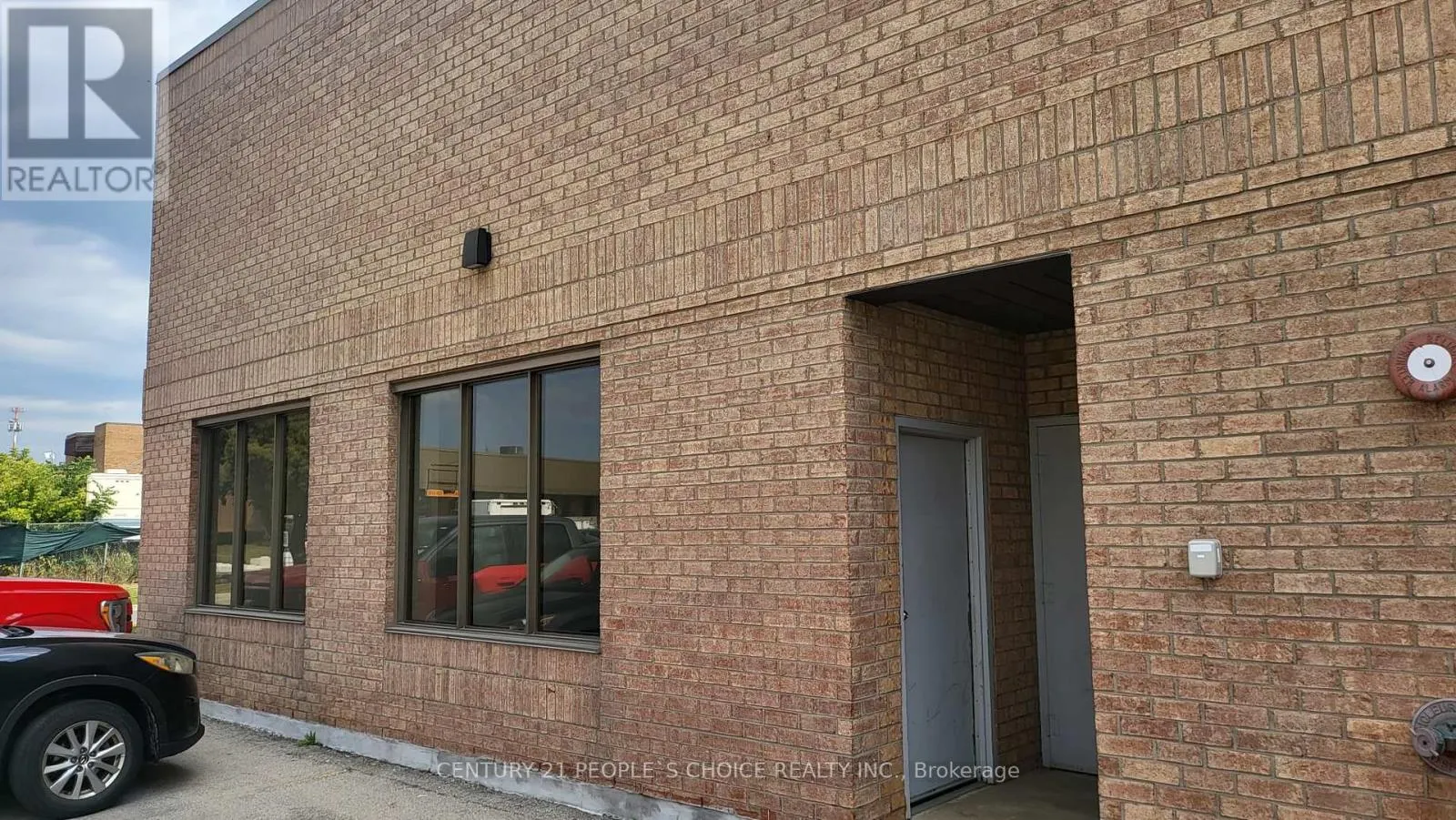 # A - 1135 CRESTLAWN DRIVE