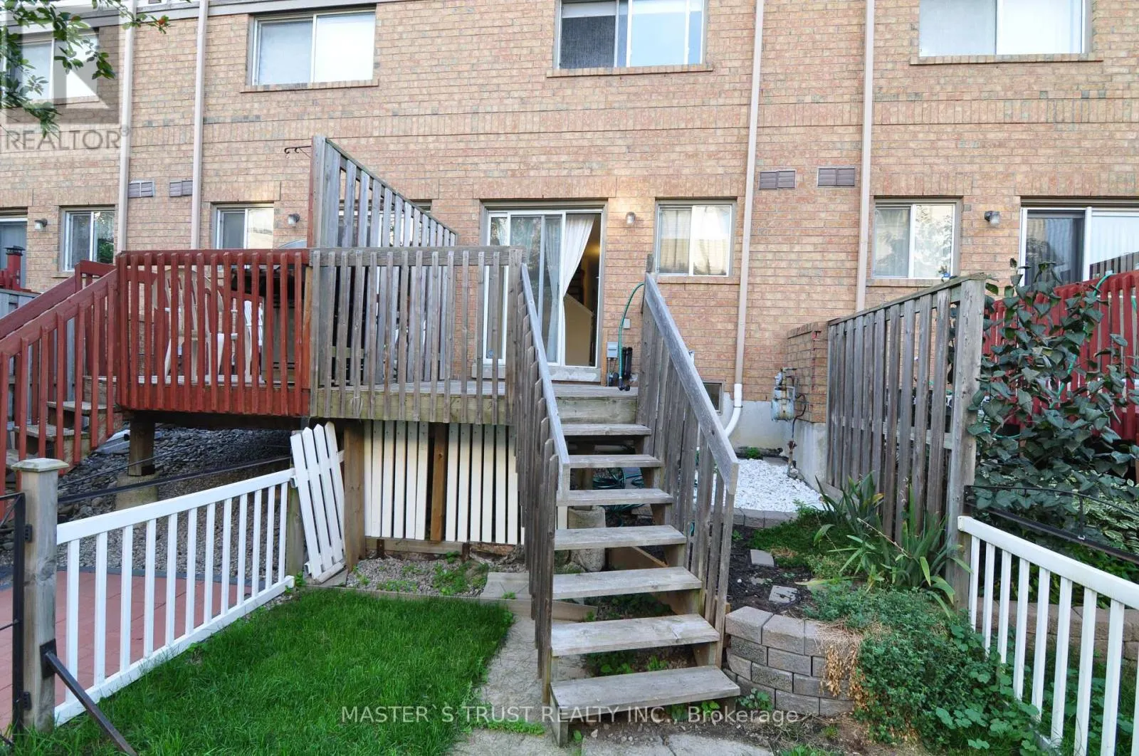 18 - 1168 ARENA ROAD