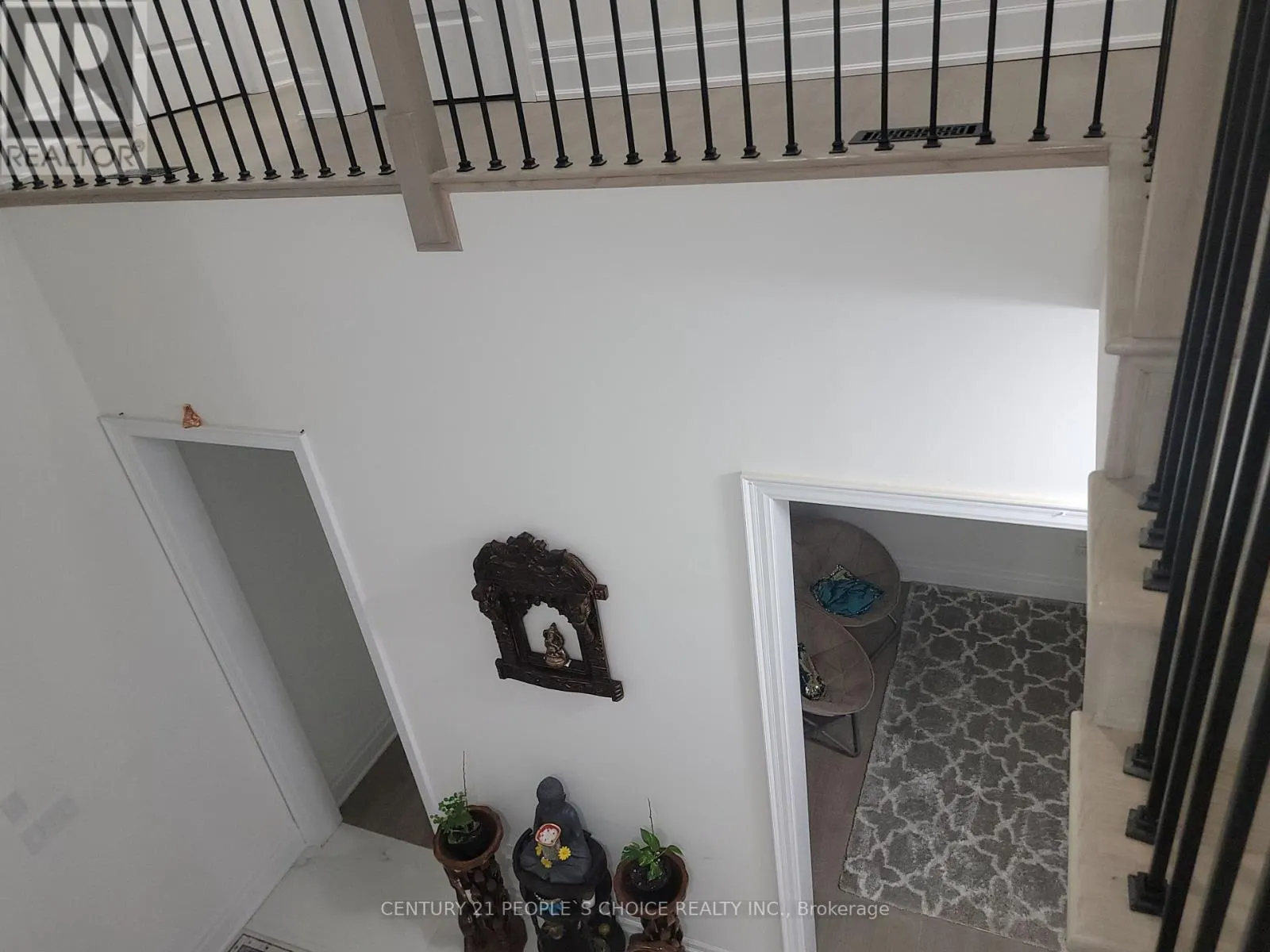 3253 DOVE DRIVE