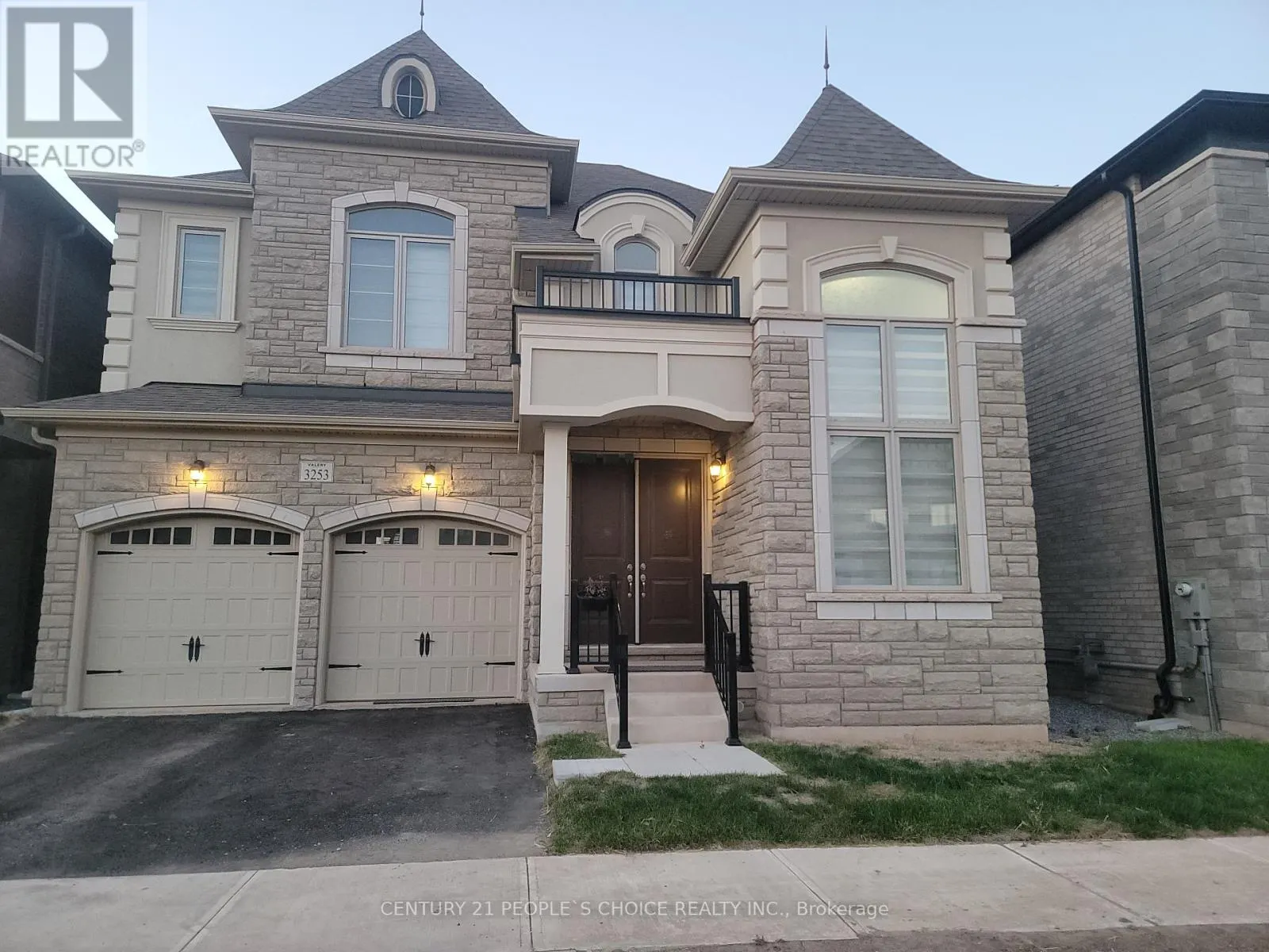 3253 DOVE DRIVE