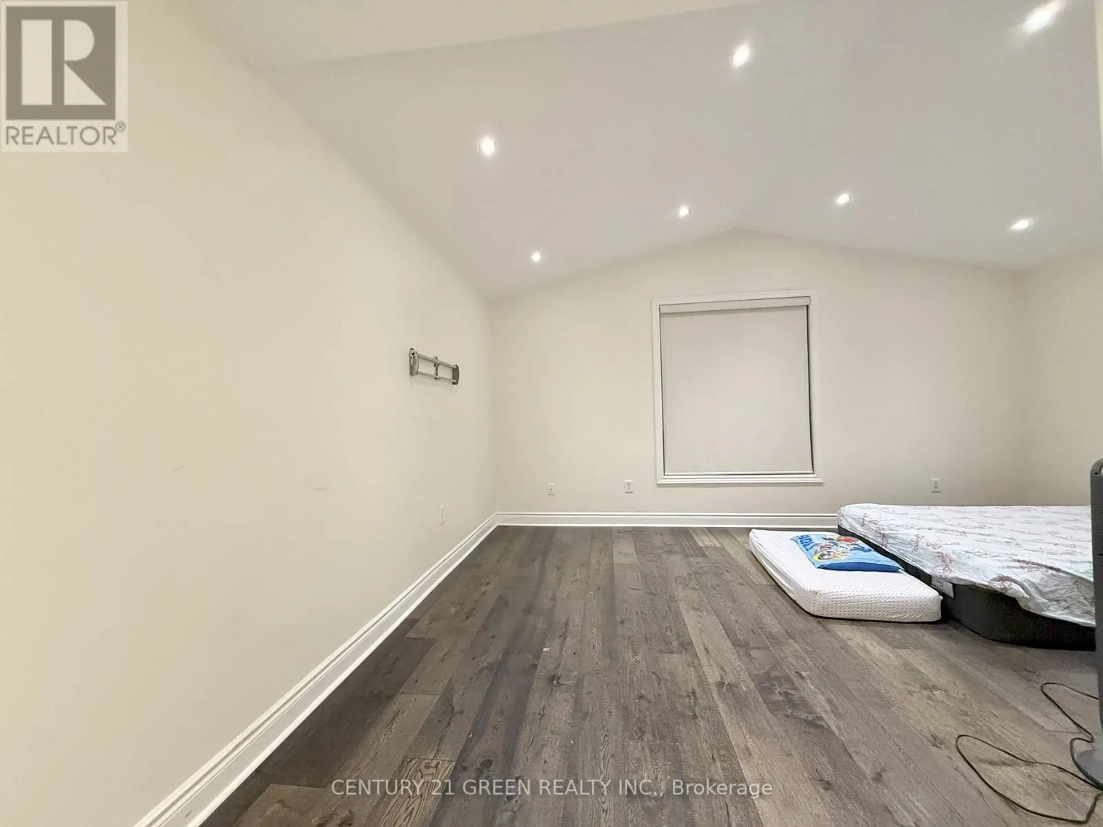 7328 CORK TREE ROW