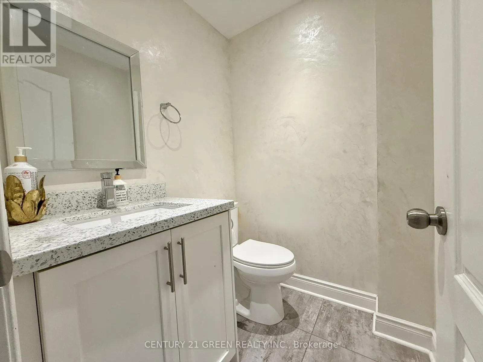 7328 CORK TREE ROW