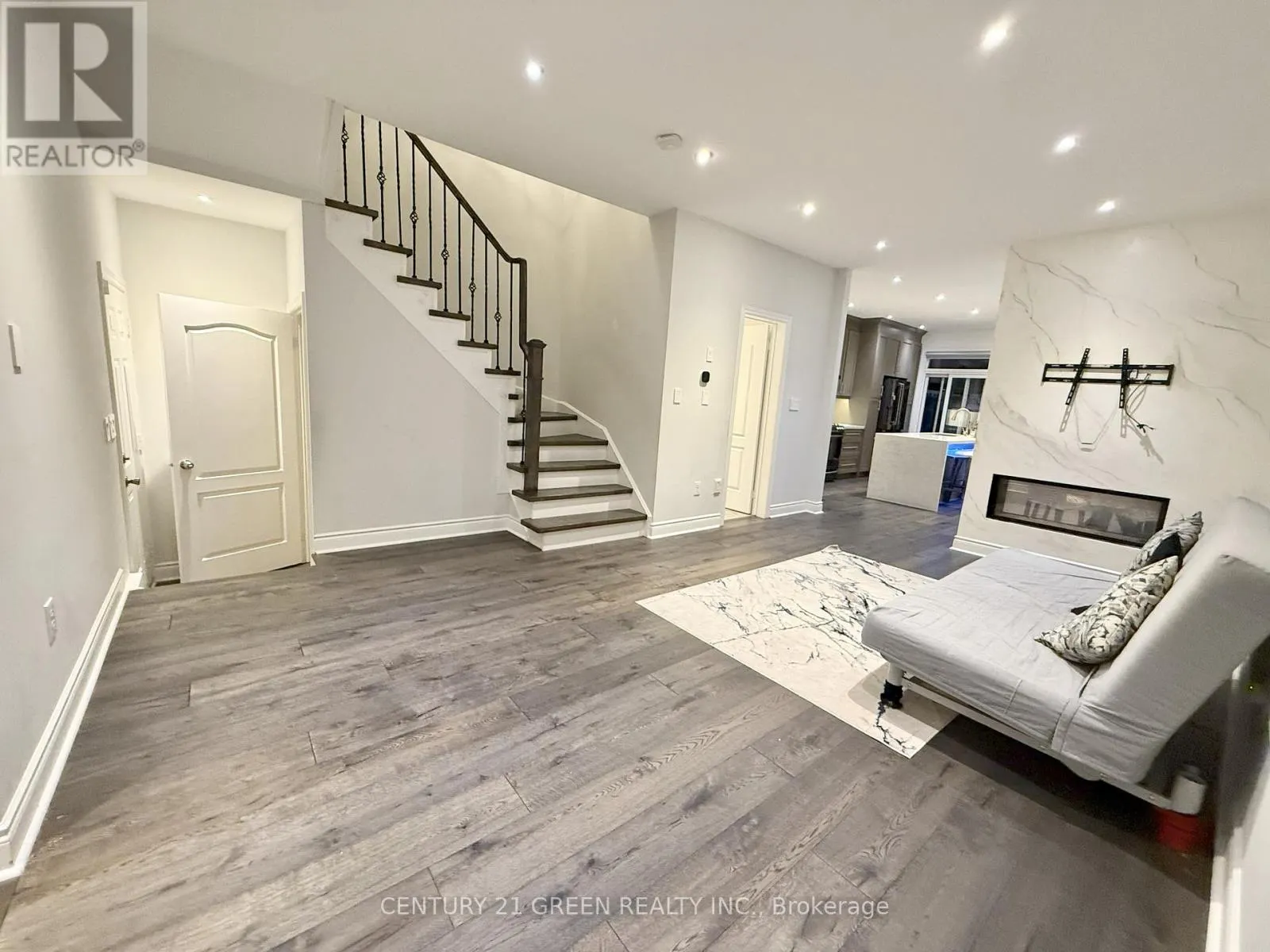 7328 CORK TREE ROW
