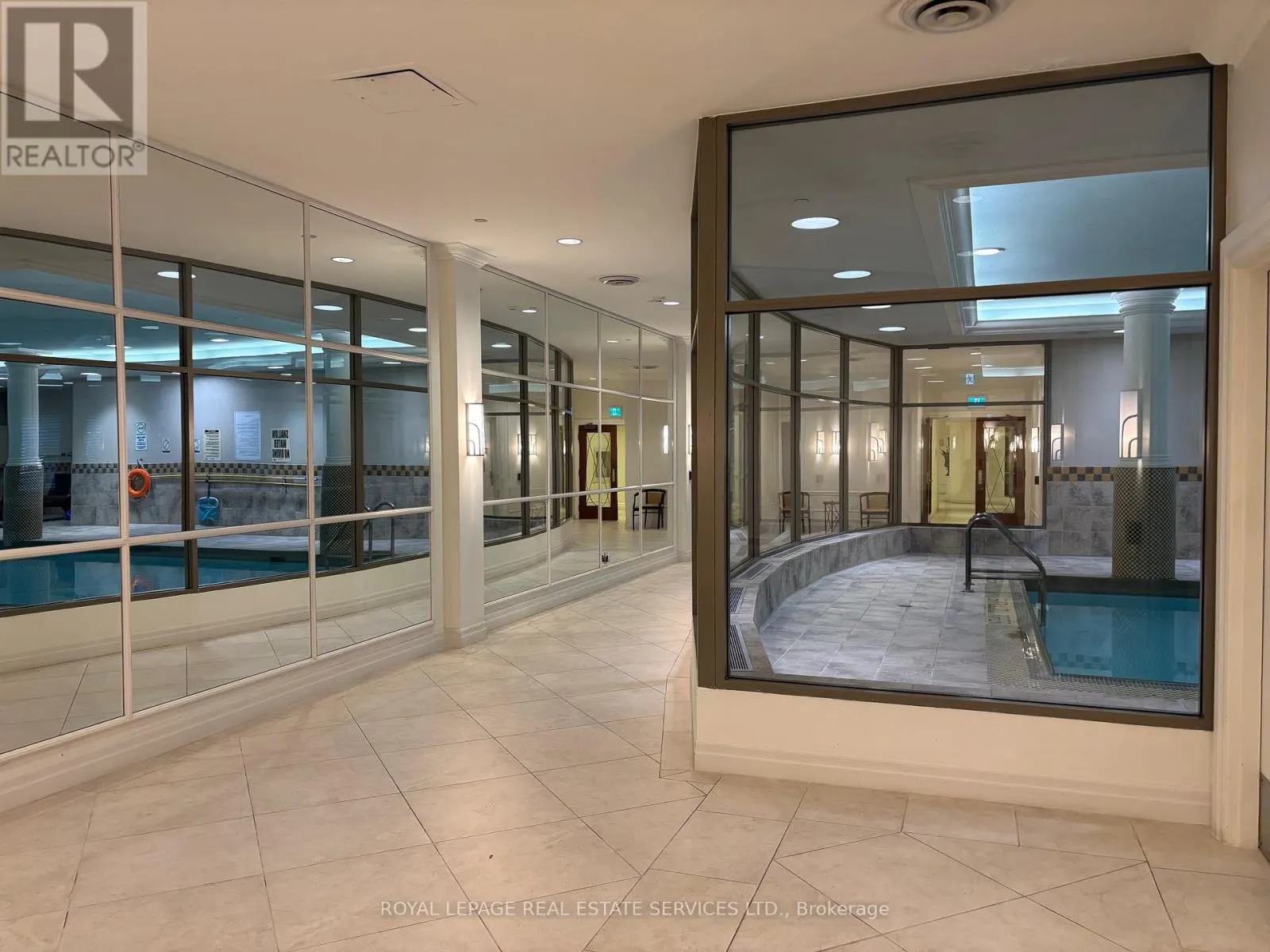 1210 - 5229 DUNDAS STREET W