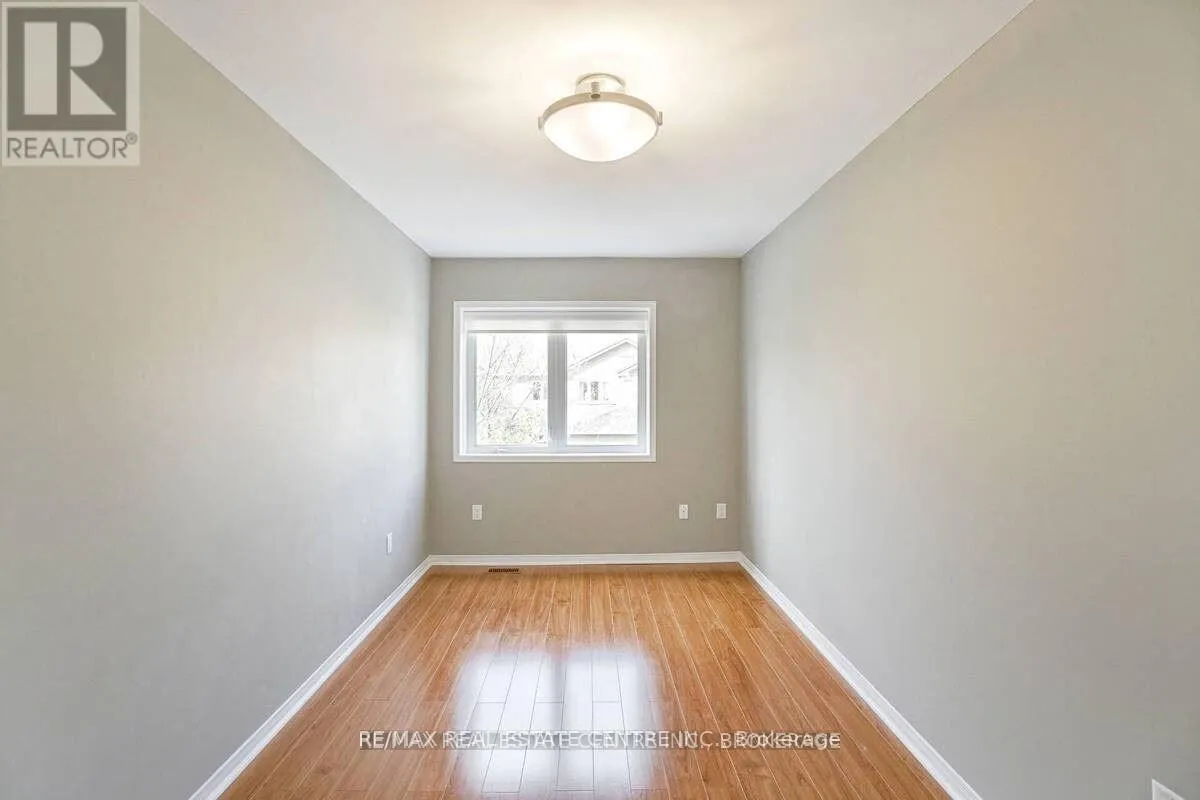 92 - 833 SCOLLARD COURT