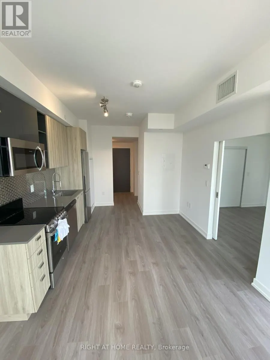 512 - 10 DE BOERS DRIVE