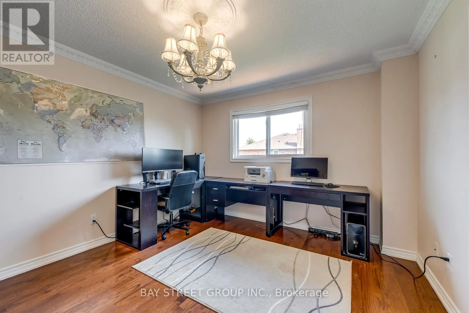 1394 PEARTREE CIRCLE