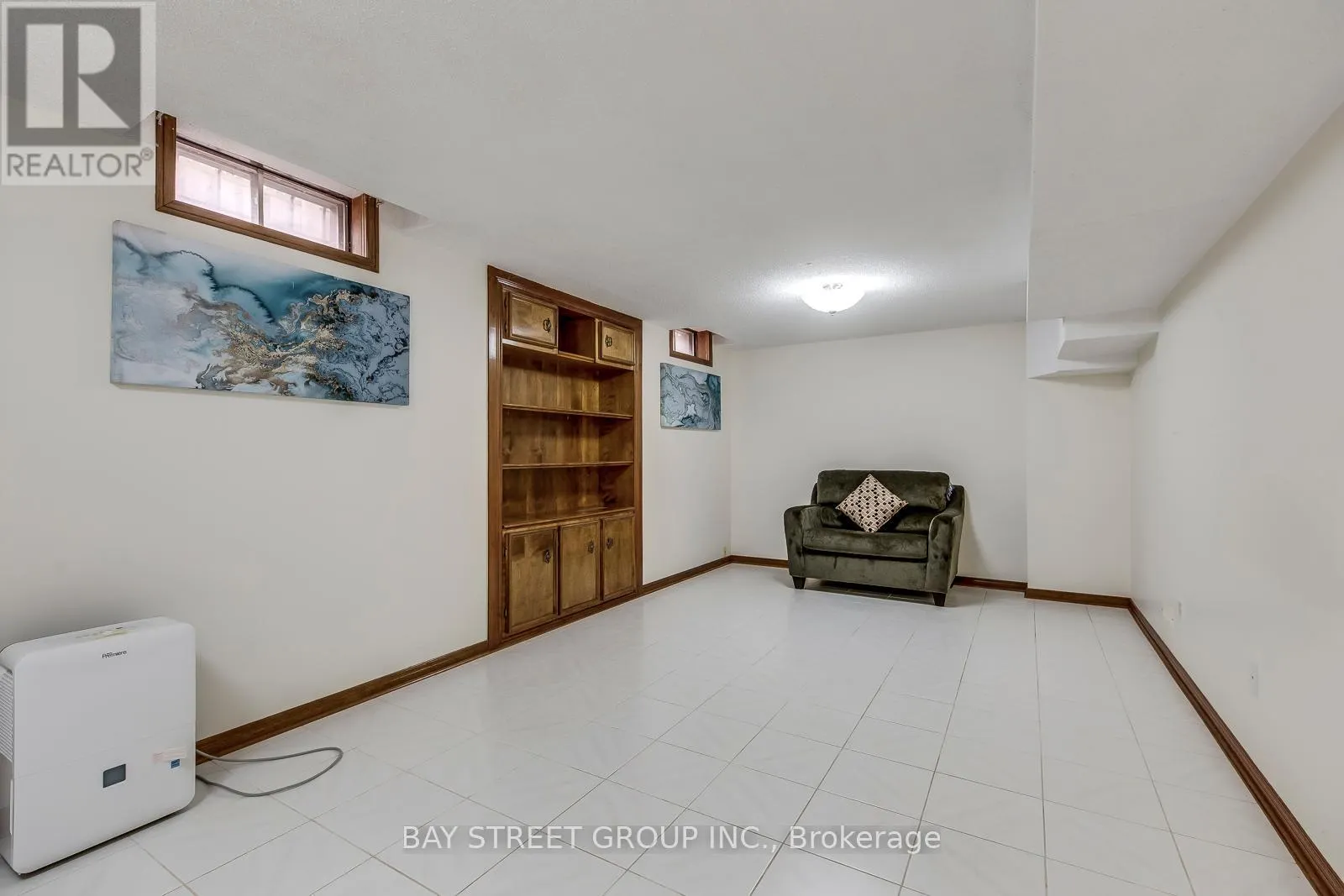 1394 PEARTREE CIRCLE