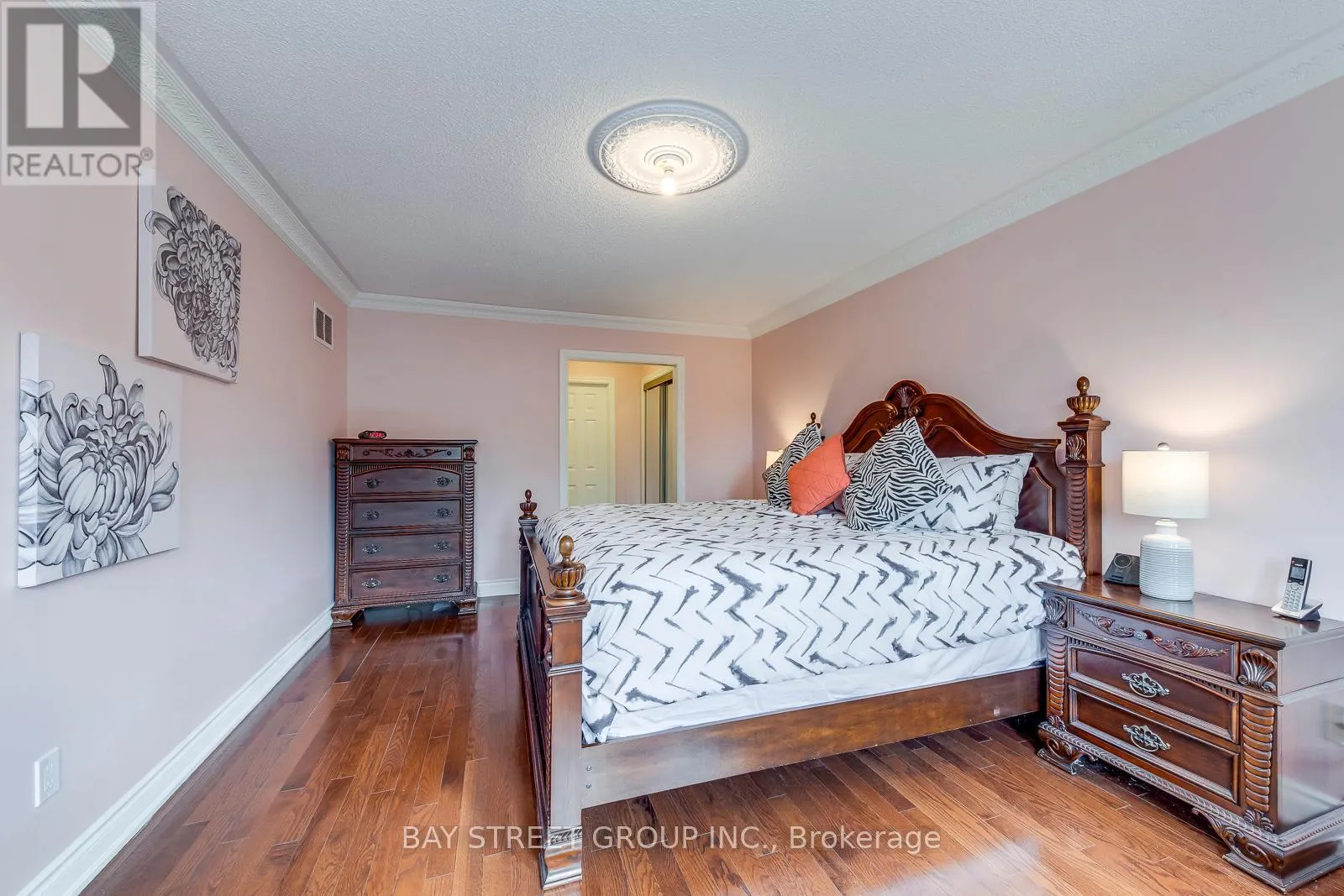 1394 PEARTREE CIRCLE