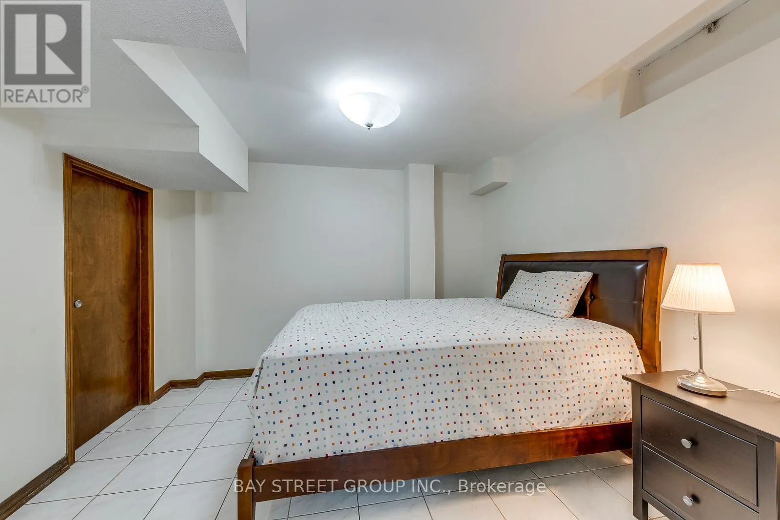 1394 PEARTREE CIRCLE