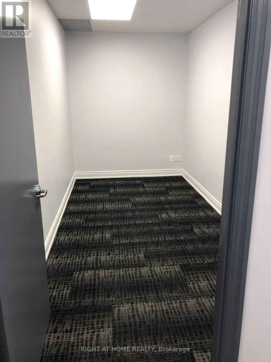 2/200 - 5025 ORBITOR DRIVE