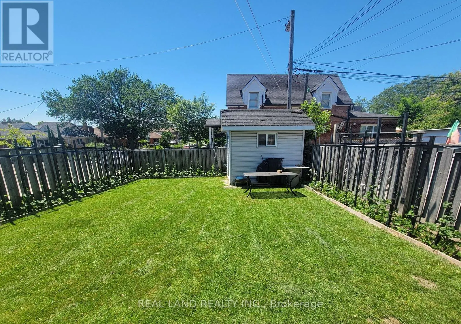 MAIN - 252 SCOTT ROAD