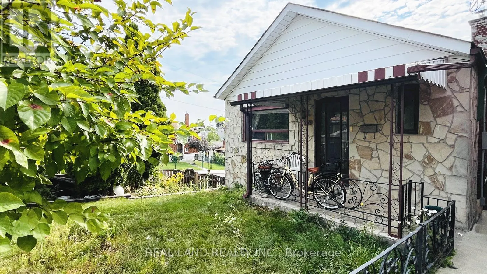 MAIN - 252 SCOTT ROAD