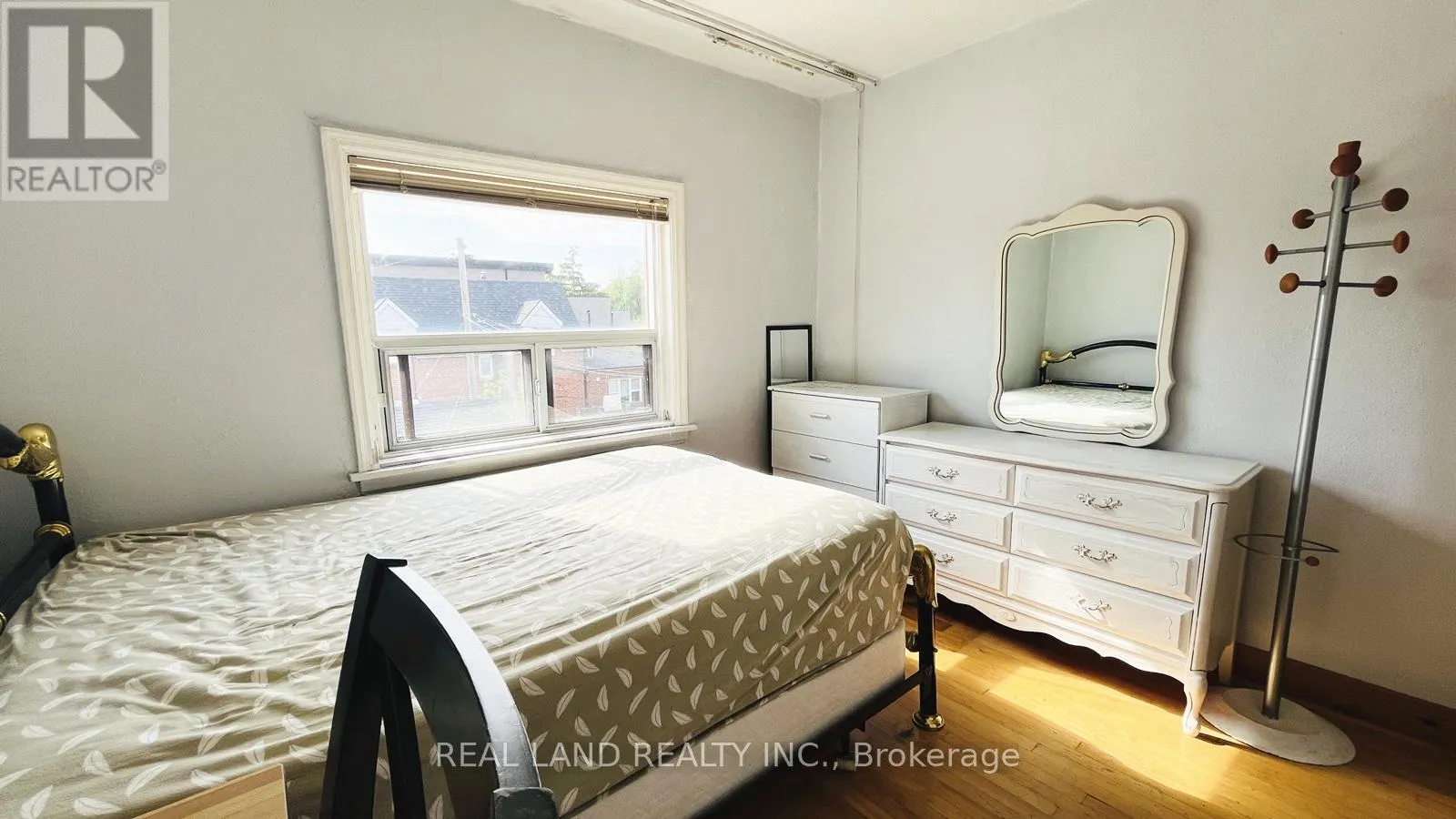 MAIN - 252 SCOTT ROAD