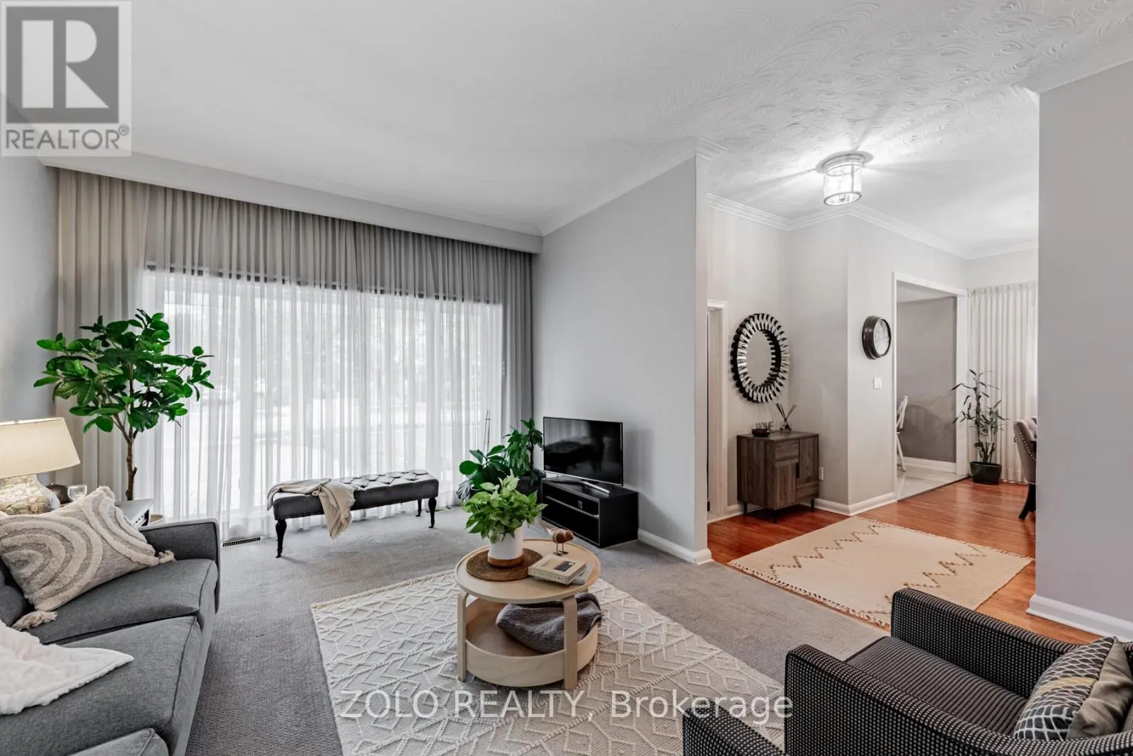 82 RIVERHEAD DRIVE