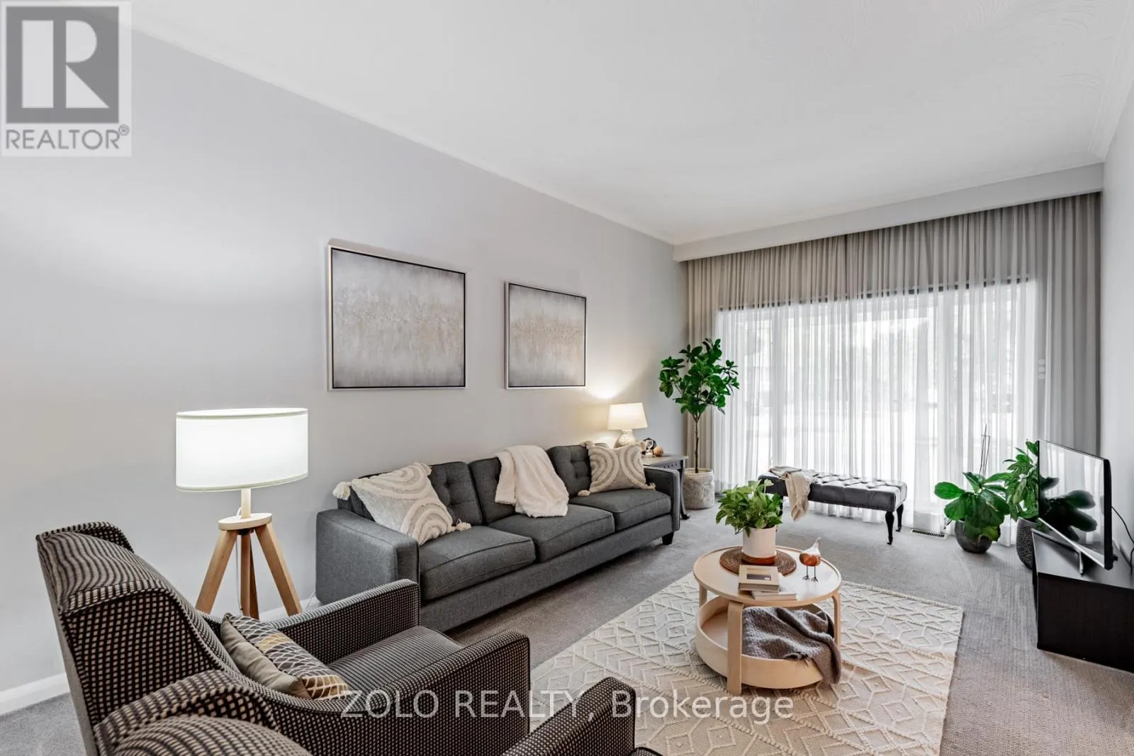 82 RIVERHEAD DRIVE