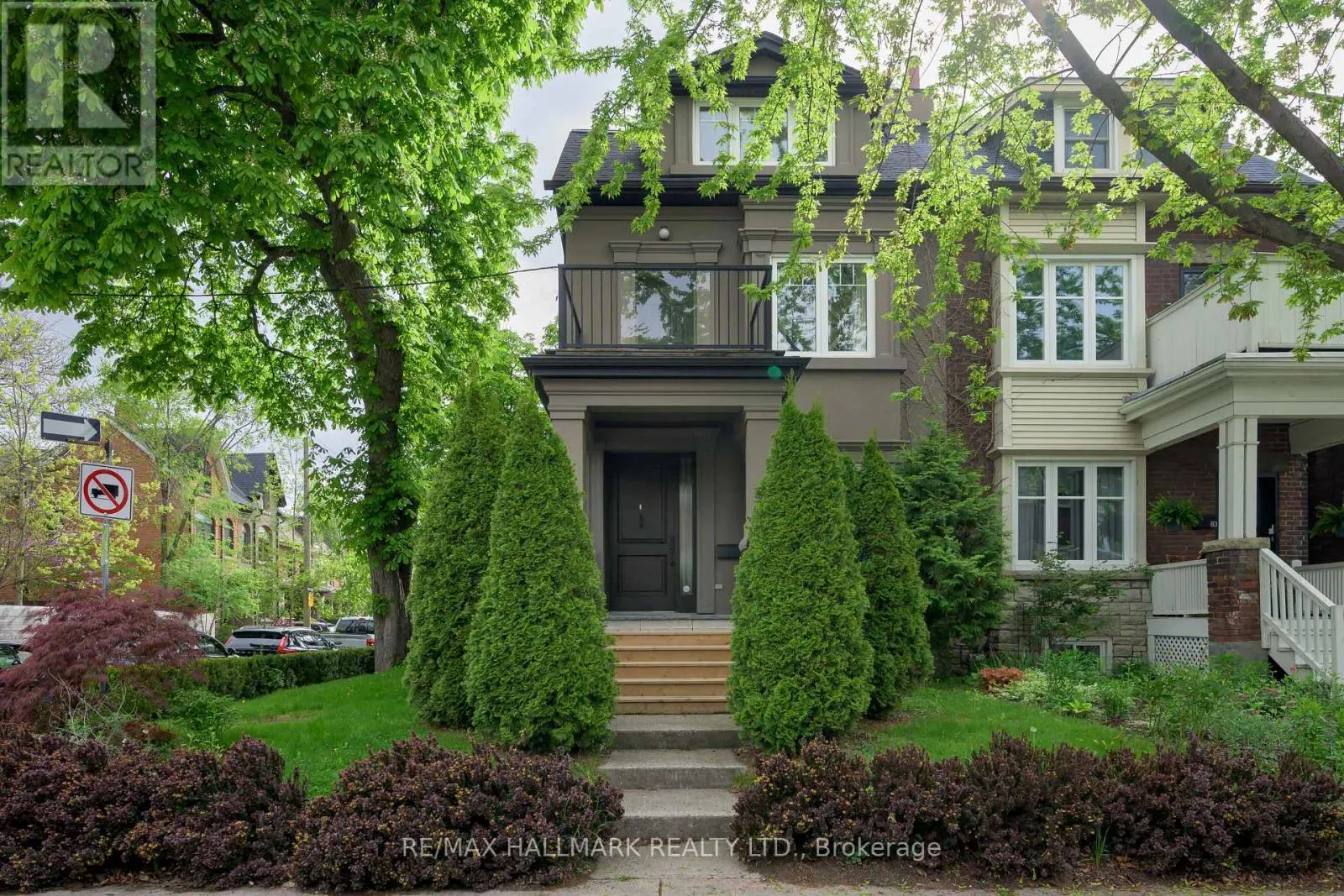 85 SORAUREN AVENUE