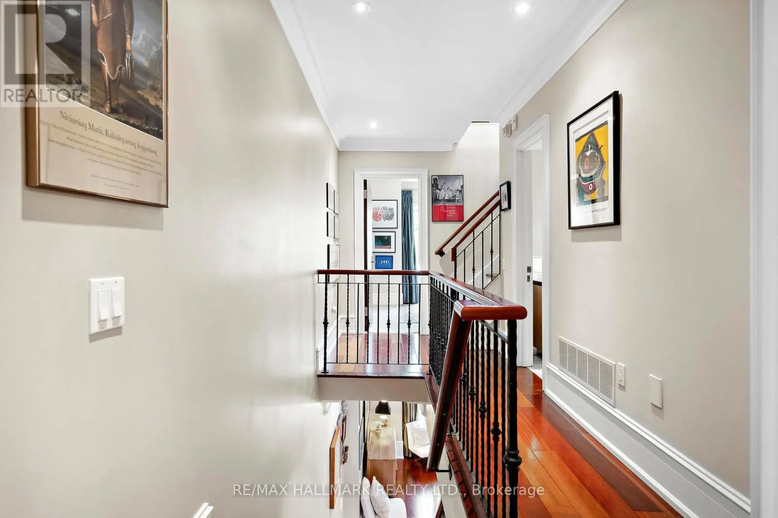 85 SORAUREN AVENUE