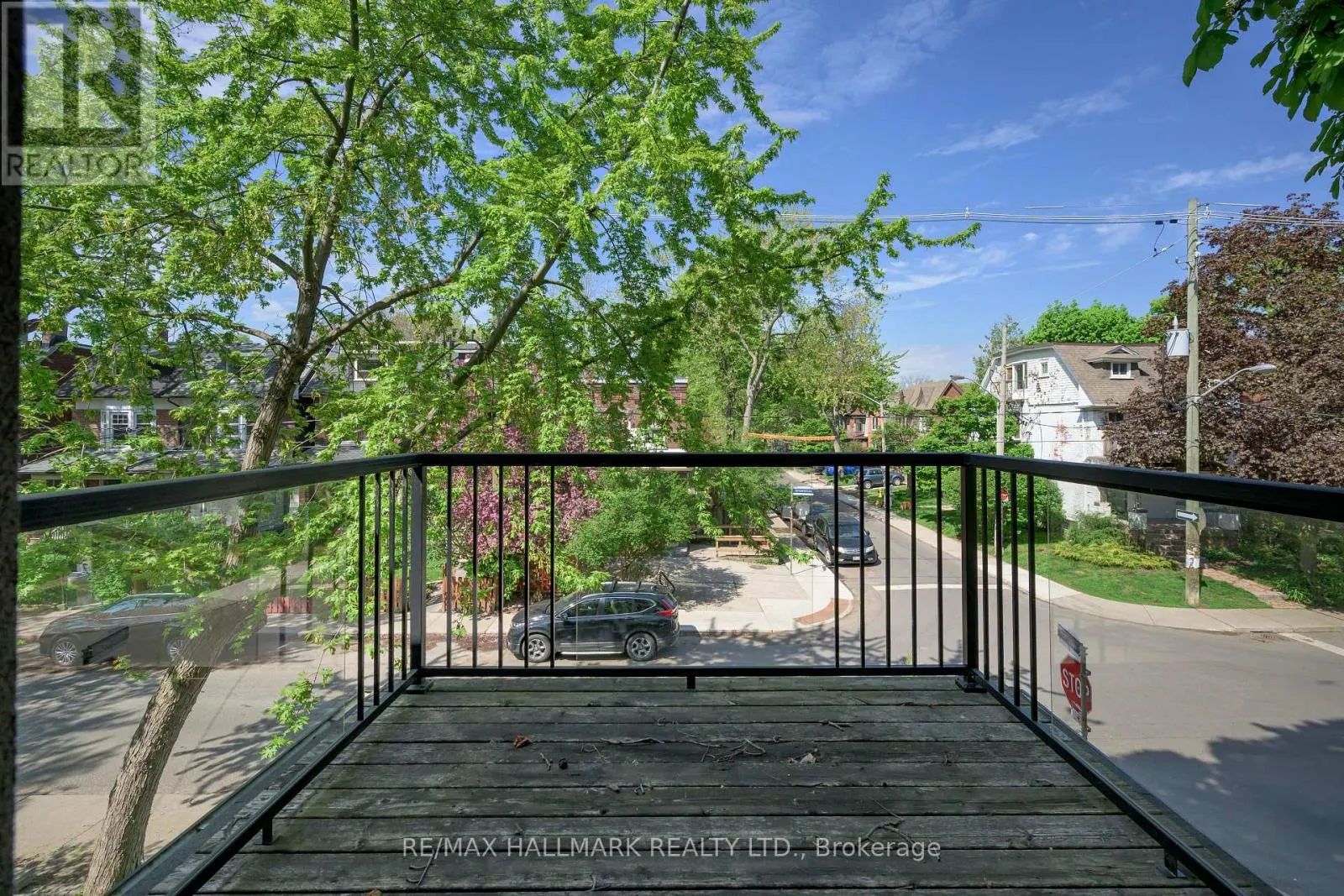 85 SORAUREN AVENUE
