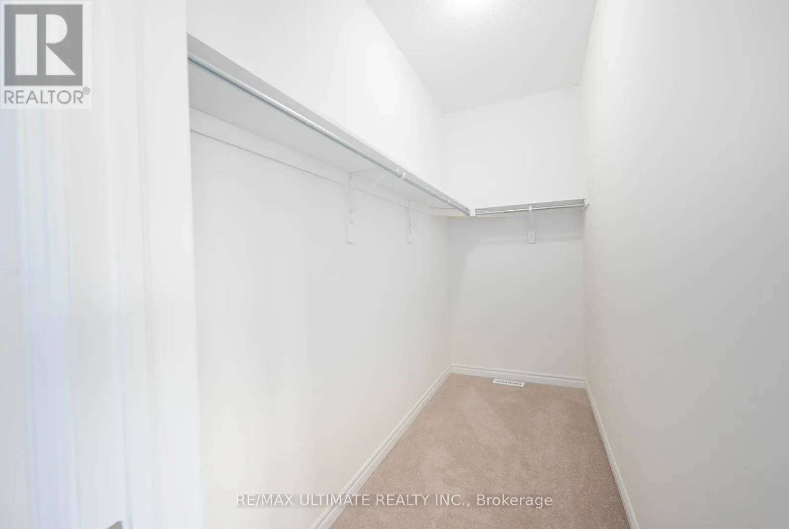 18 THRESHER STREET