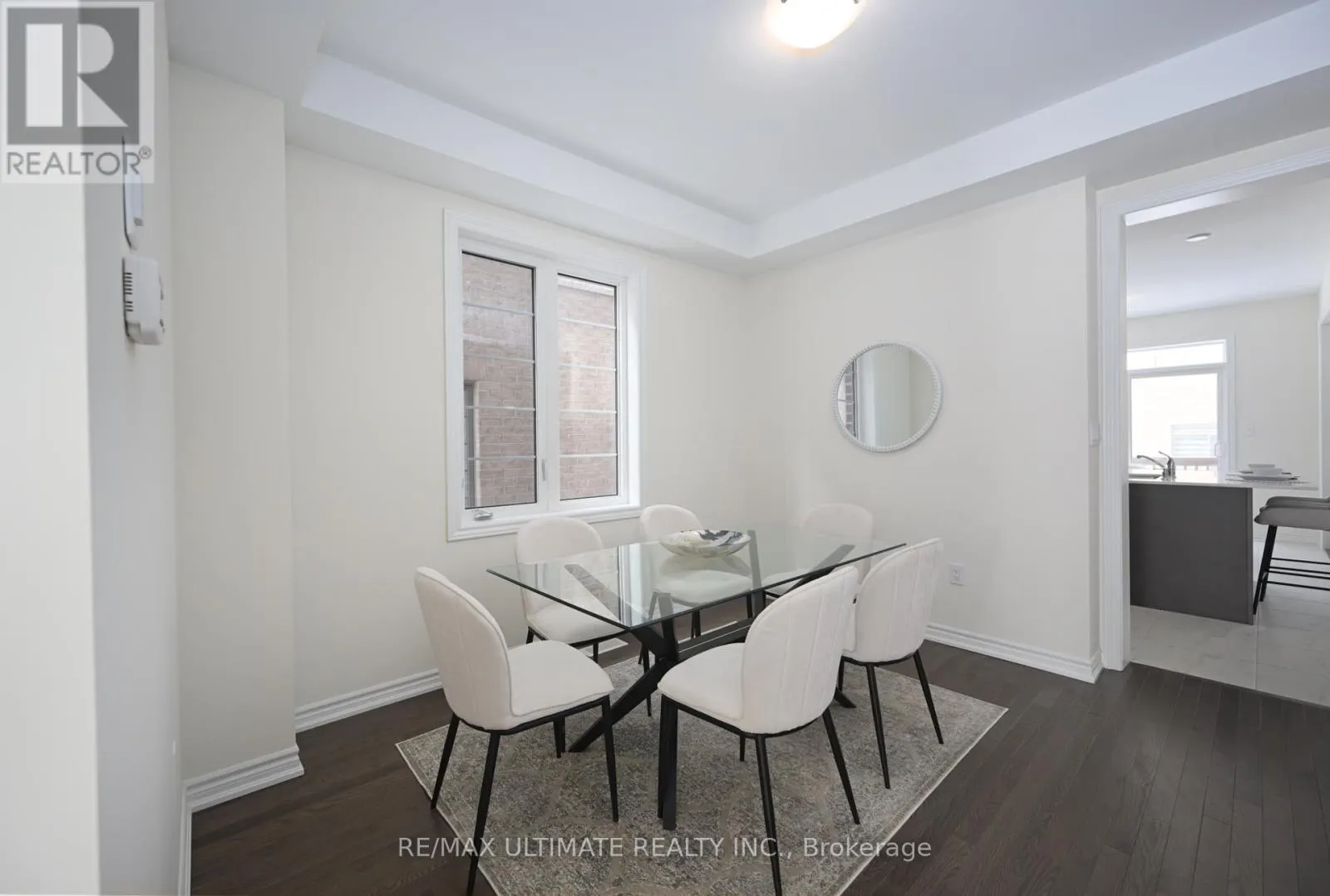 18 THRESHER STREET