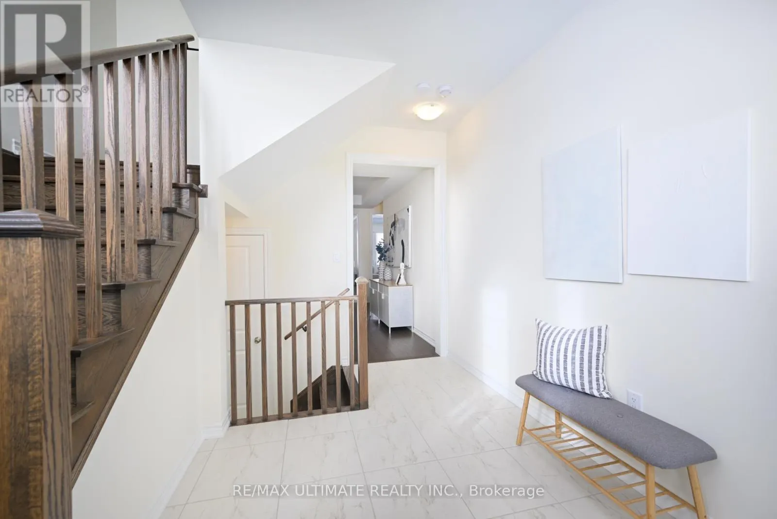 18 THRESHER STREET