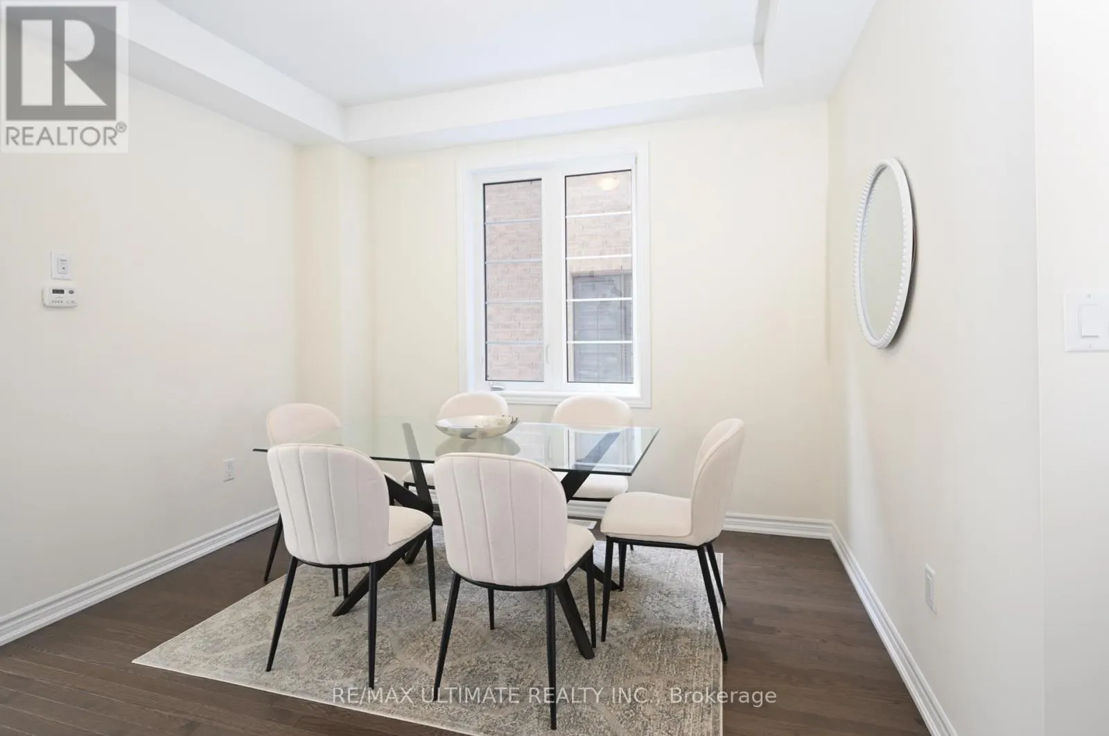 18 THRESHER STREET