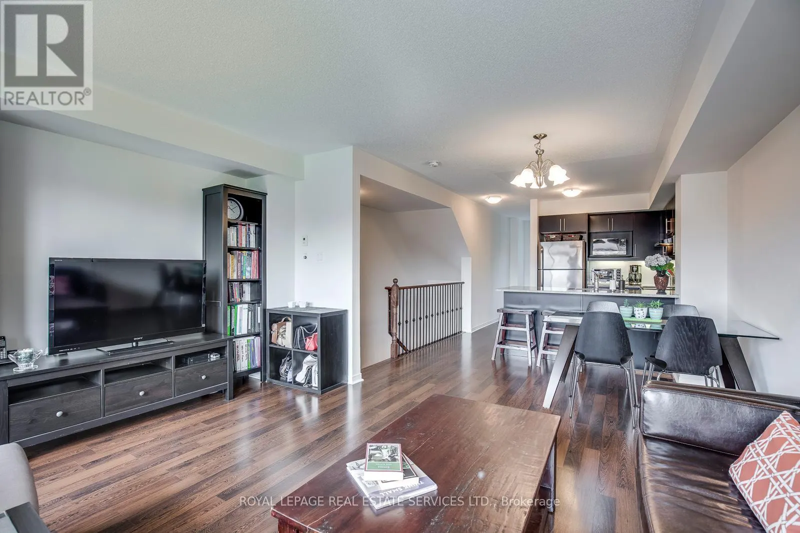 3 - 5605 OSCAR PETERSON BOULEVARD