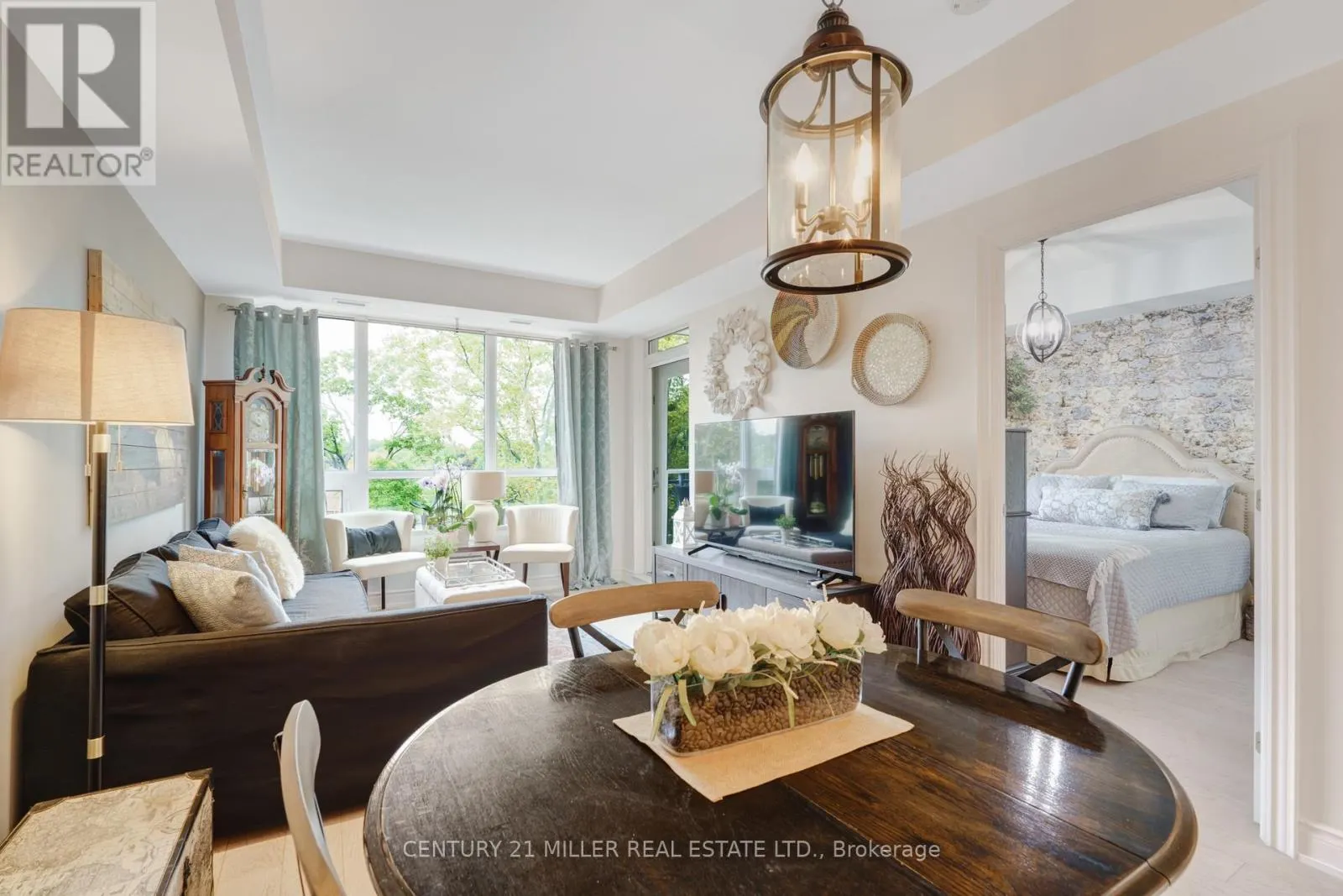 511 - 3500 LAKESHORE ROAD W