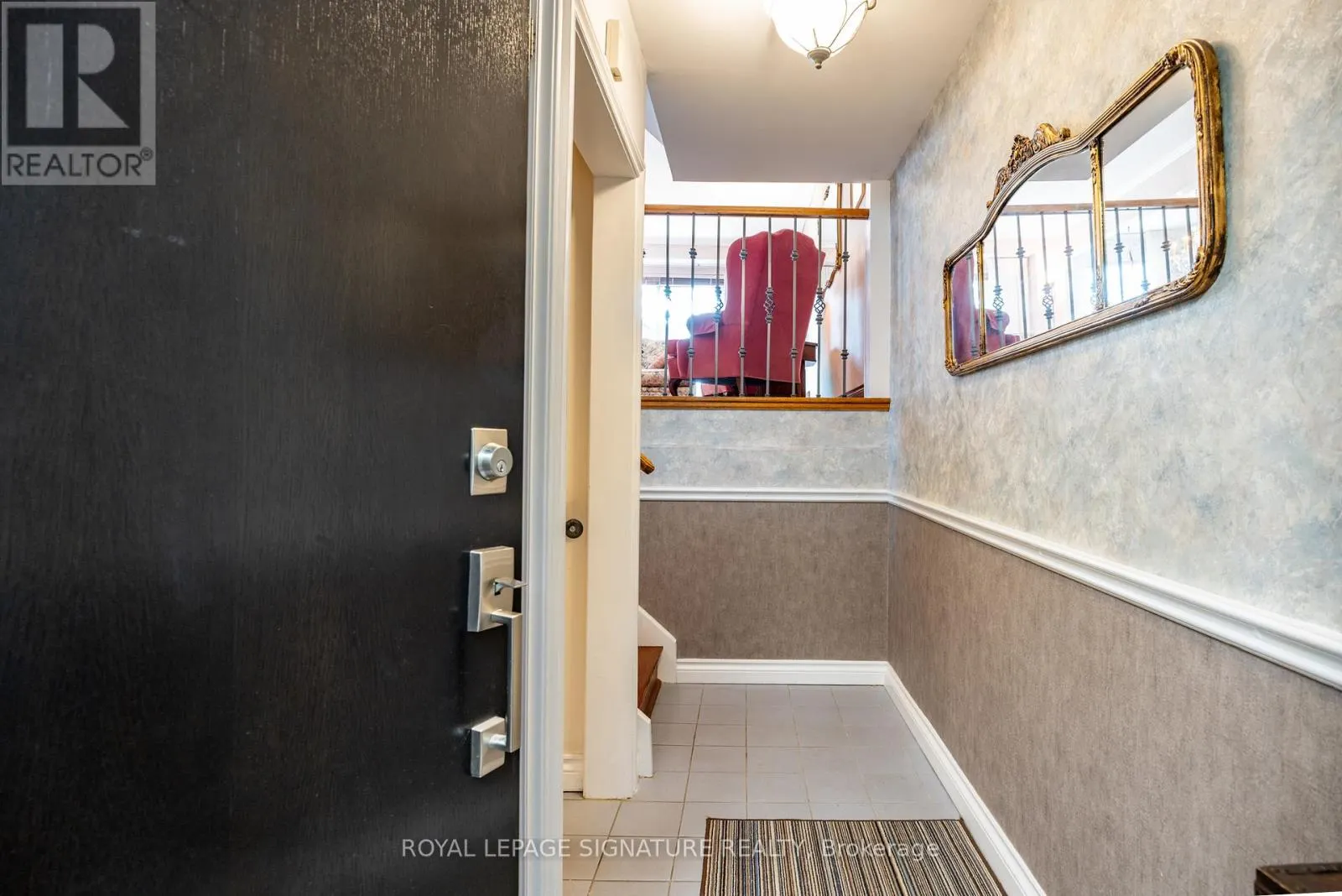 44 - 51 BROADFIELD DRIVE