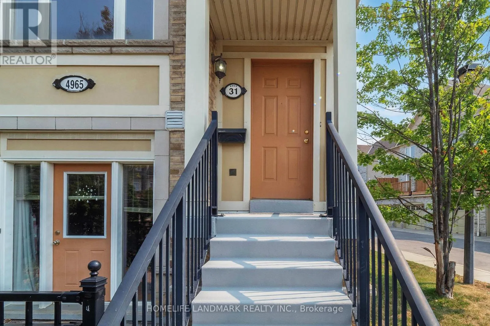 31 - 4965 SOUTHAMPTON DRIVE