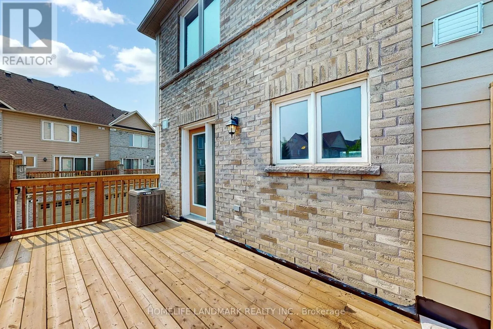 31 - 4965 SOUTHAMPTON DRIVE