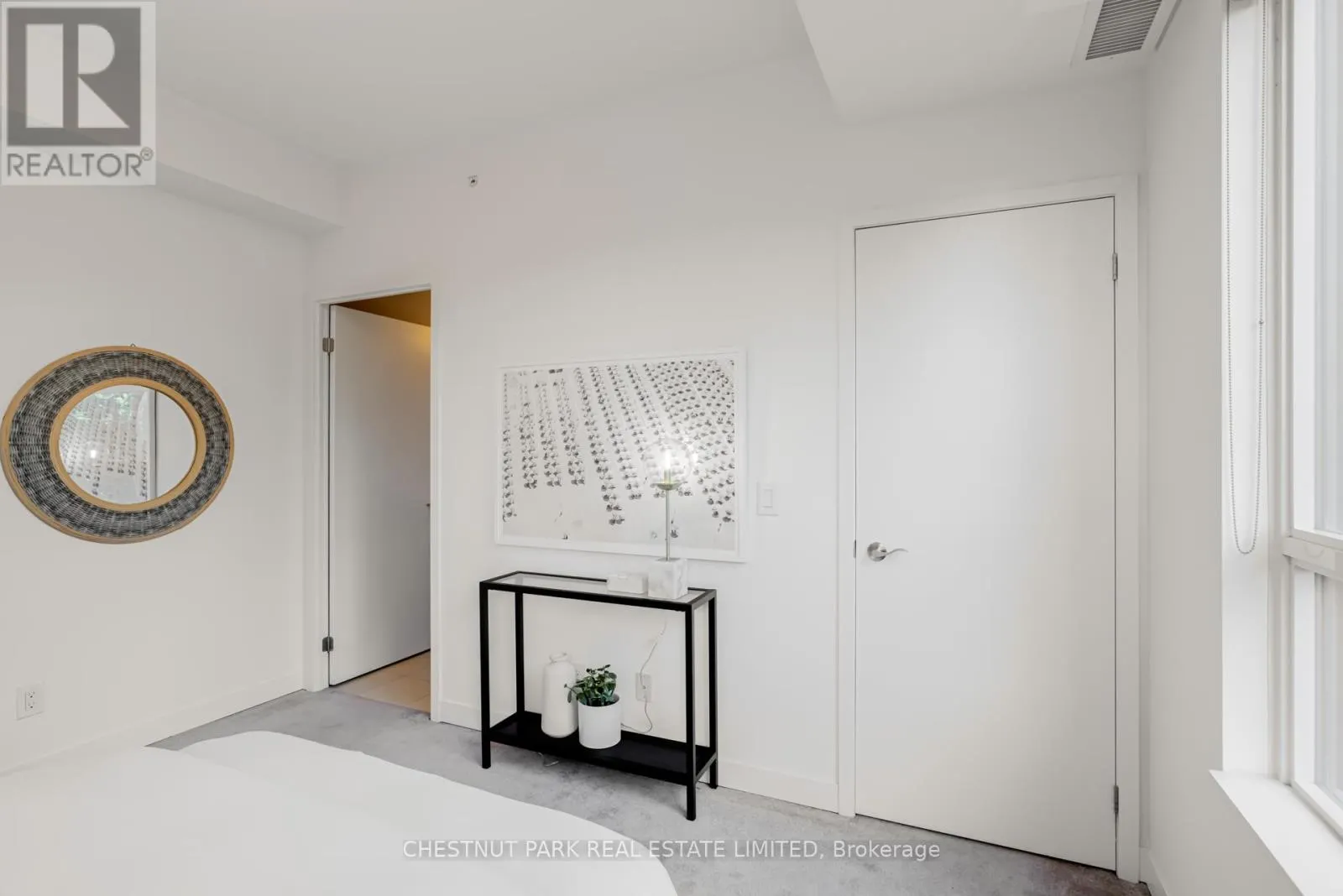 205 - 840 QUEENS PLATE DRIVE
